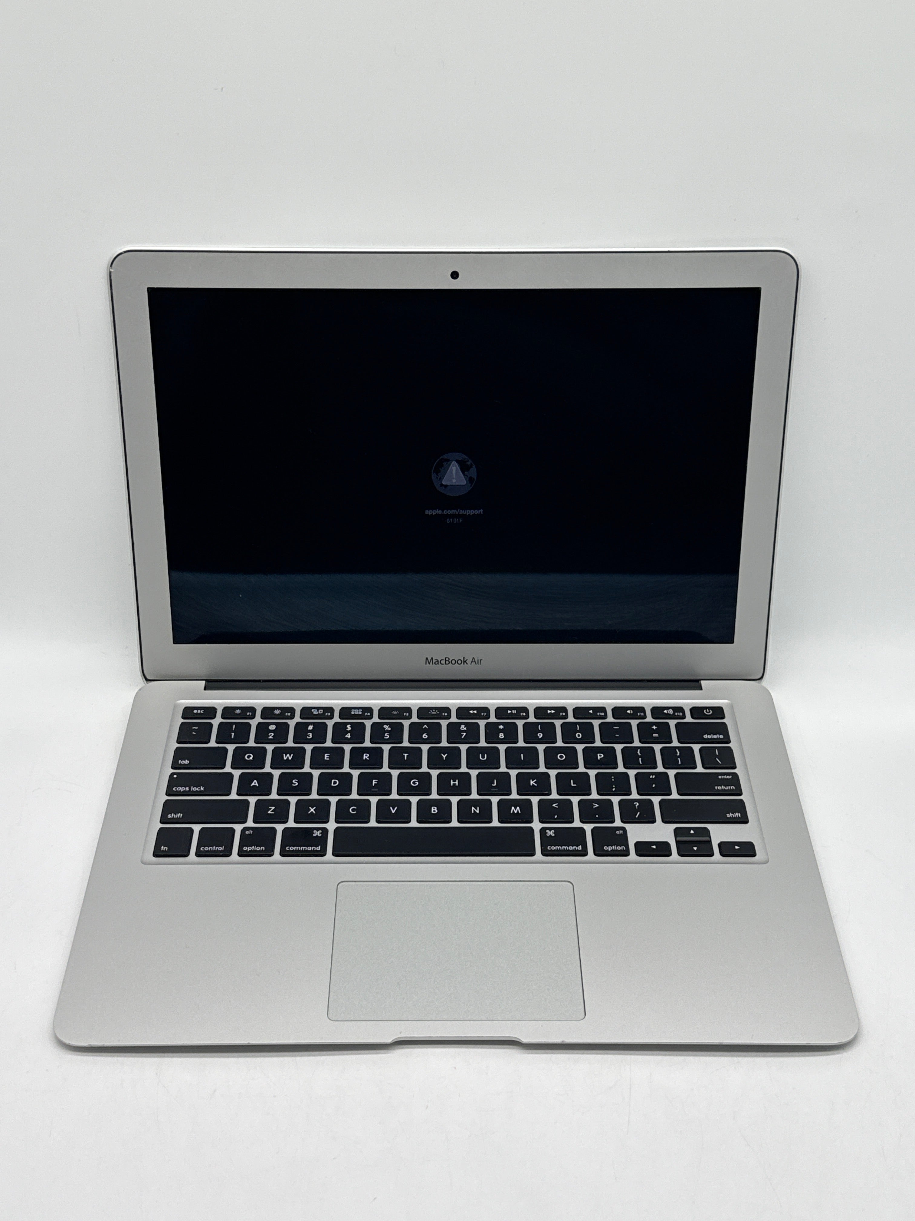 Apple MacBook Air 13" A1466 Core i5 4GB RAM 128GB SSD Silver - For Parts (Read DESC)
