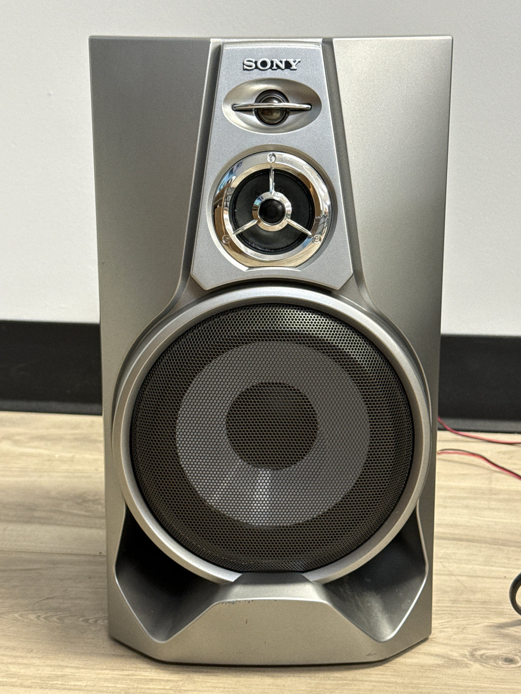 Sony MHC-M100 Hi-Fi Component System Silver 190 Watts (READ DESC)