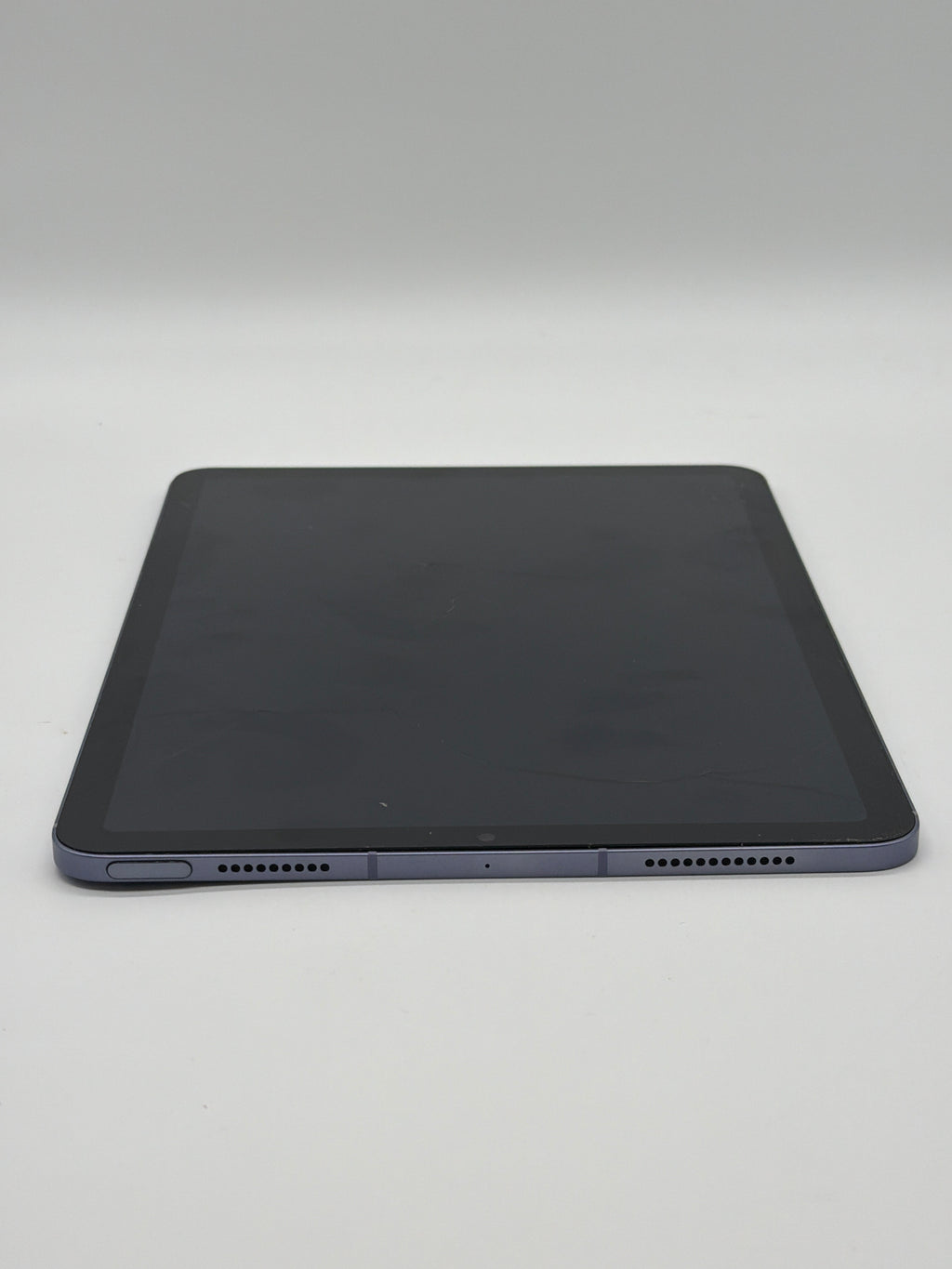 Broken Apple iPad Air 5th Gen 10.9" 8GB RAM 64GB MME93LL/A Purple Factory Unlocked