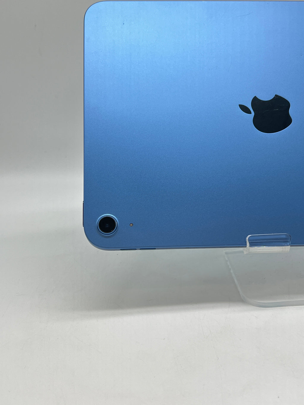 Apple iPad A16 11th Gen 128GB Wi-Fi Blue MD4A4LL/A - Used
