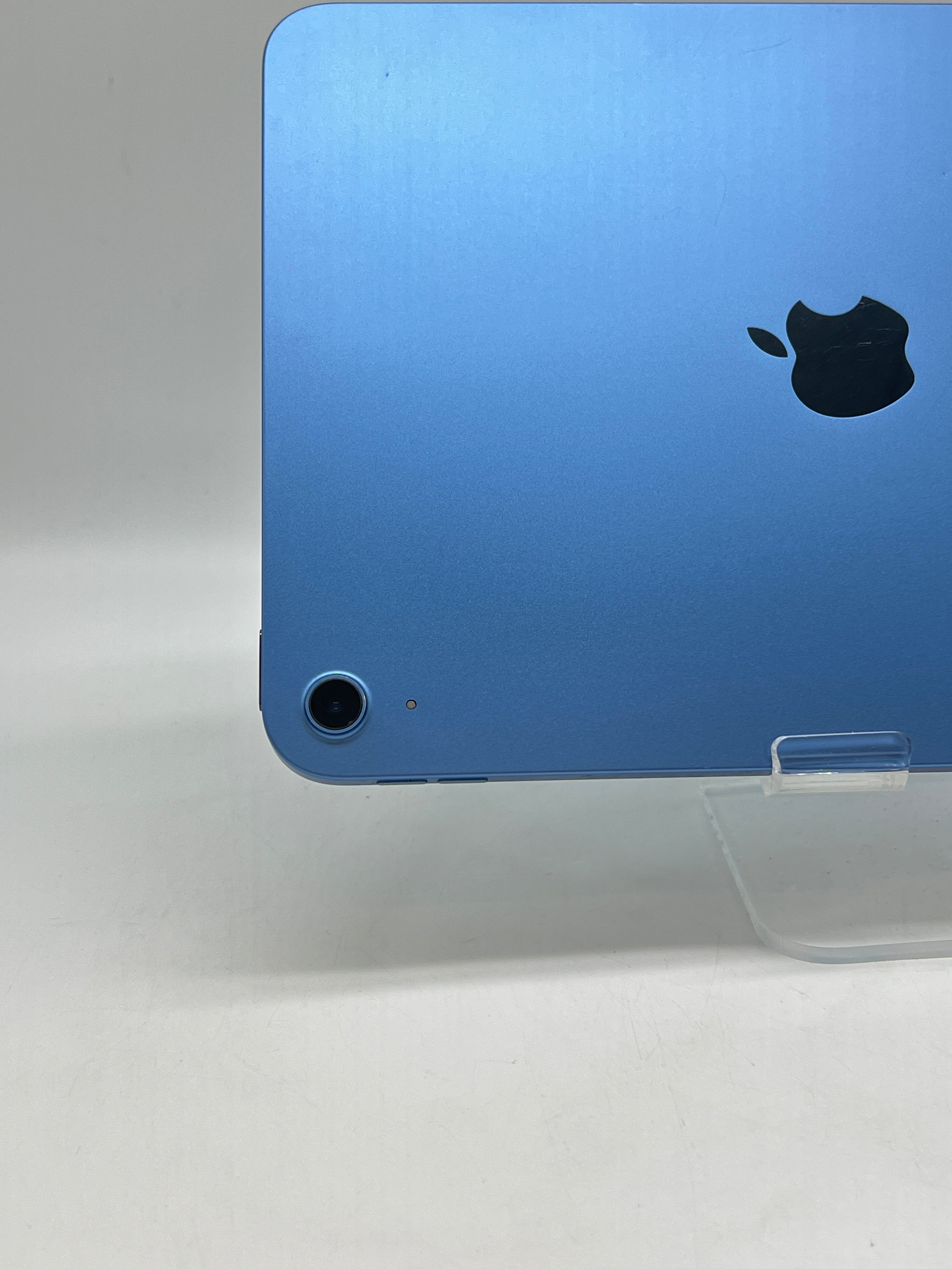 Apple iPad A16 11th Gen 128GB Wi-Fi Blue MD4A4LL/A - Used