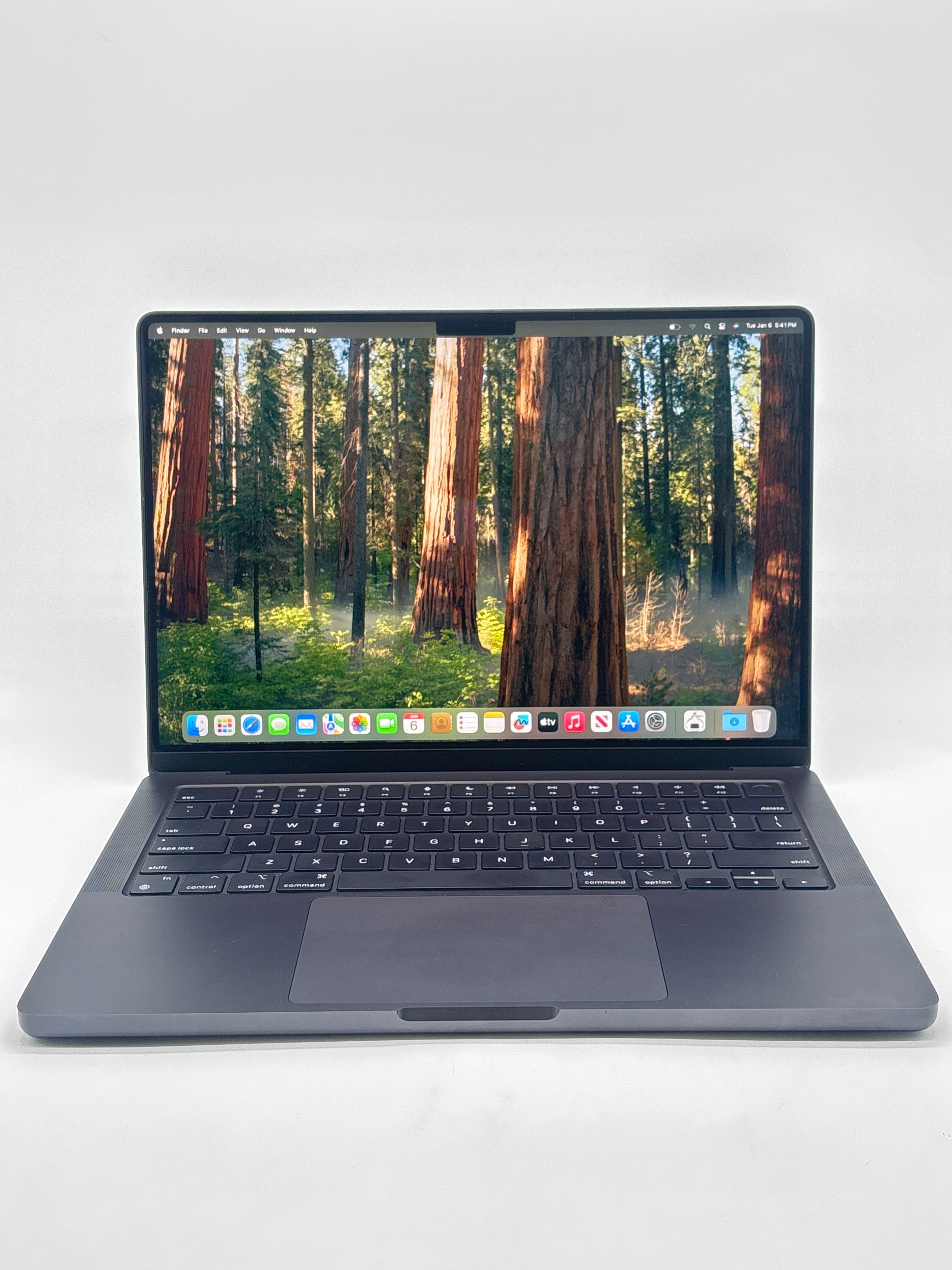 Apple MacBook Pro A2992 M3 Pro 18GB RAM 512GB (Cycle Count 24)