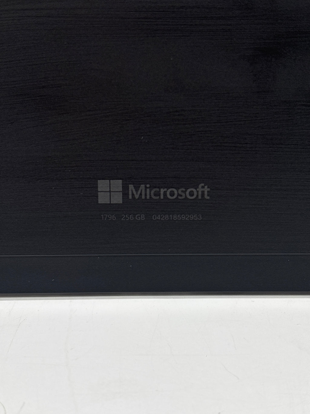 Microsoft Surface Pro 6 1796 i7-8650U 8GB 256GB SSD - Bios Locked