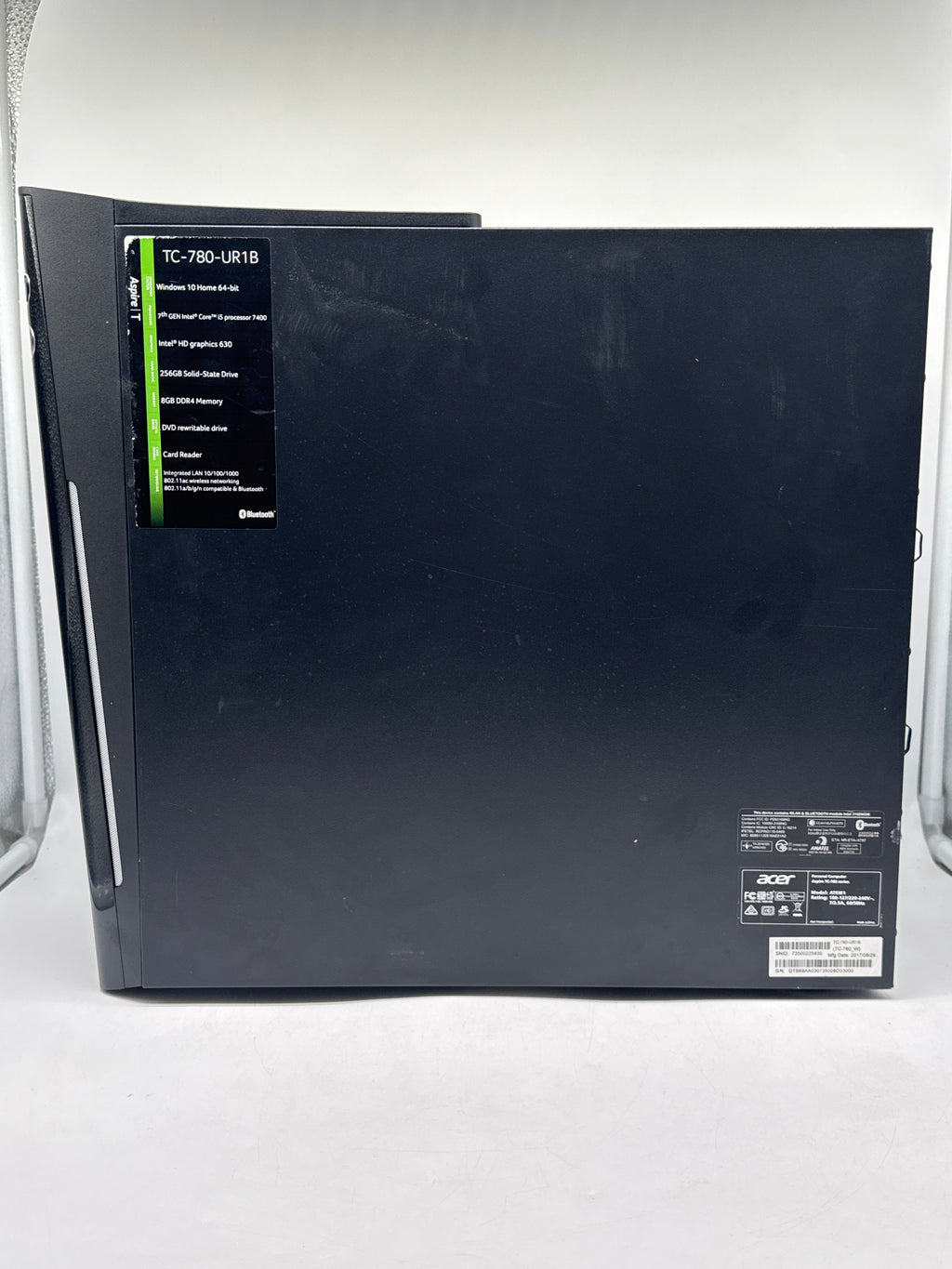Acer Aspire TC-780-UR1B i5-7400 16GB RAM 256GB SSD + 300GB HDD Radeon HD8490 - Used