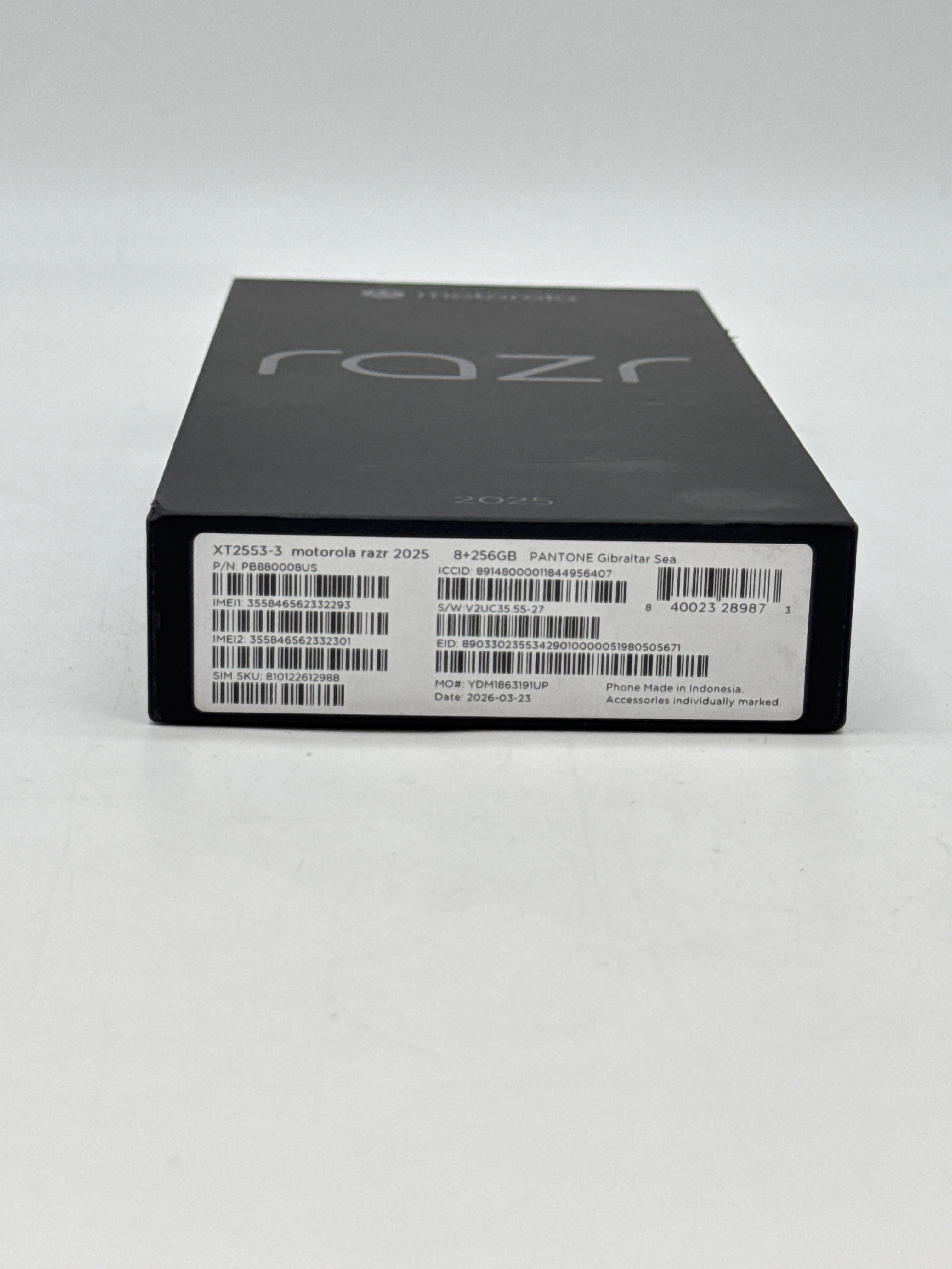 Motorola Razr 2025 XT2553-3 256GB Gibraltar Sea - Compatible with Xfinity