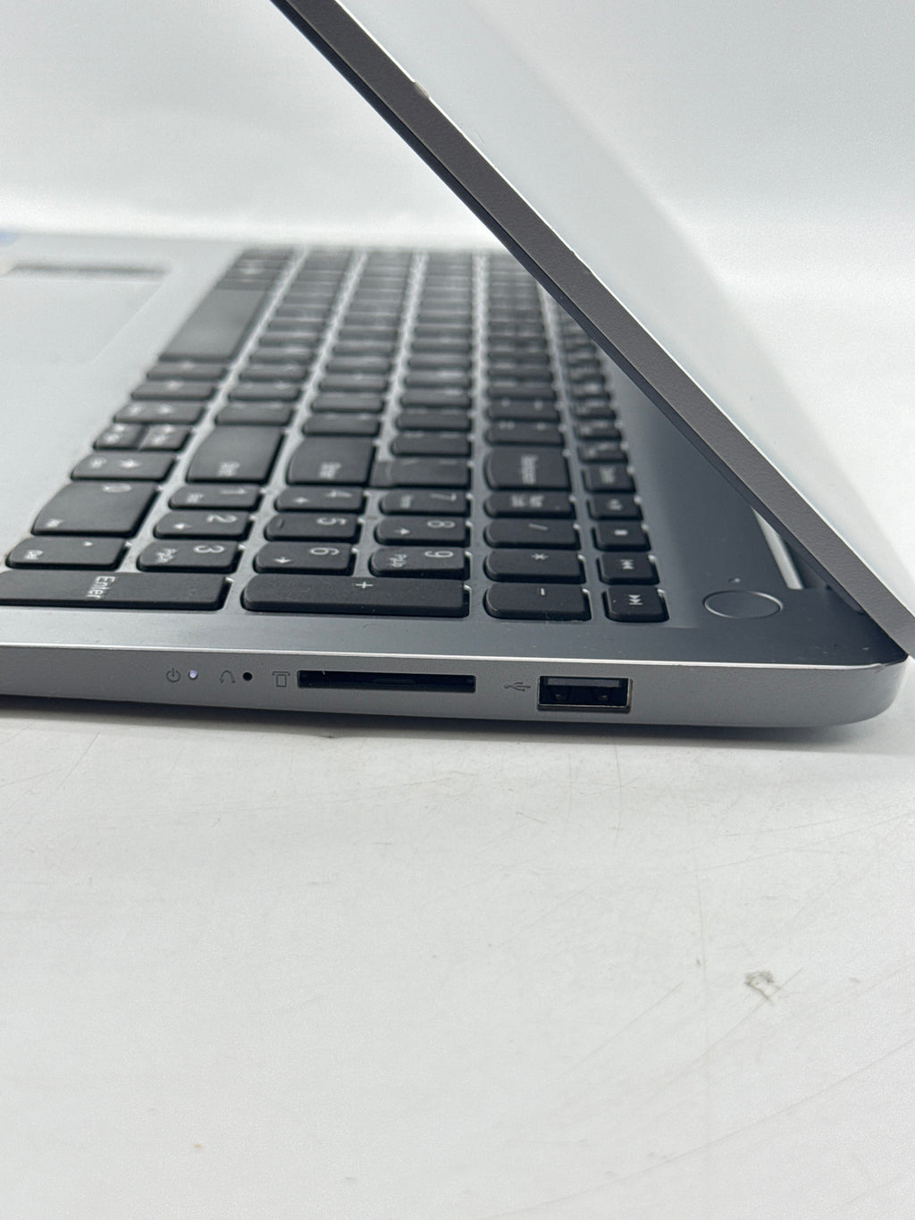 Lenovo IdeaPad 1i 15IAU7 Core i5 1235U 8GB RAM 512GB SSD 15.6in Silver - Used
