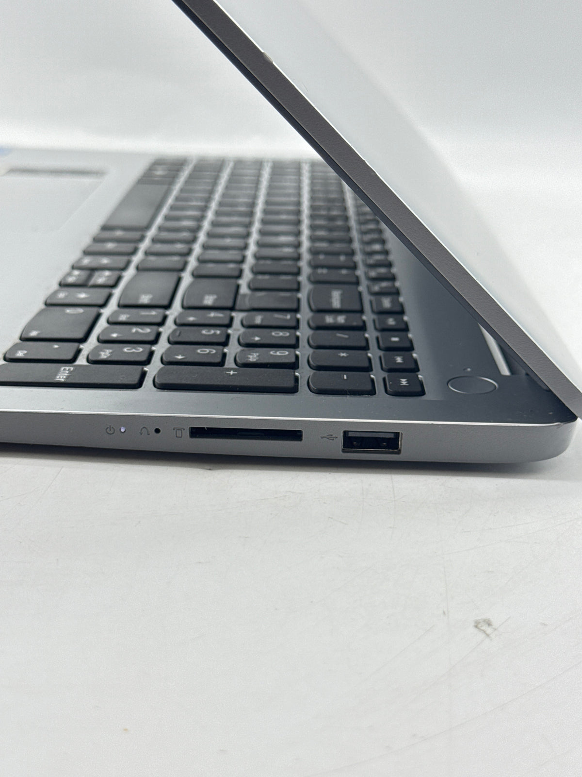 Lenovo IdeaPad 1i 15IAU7 Core i5 1235U 8GB RAM 512GB SSD 15.6in Silver - Used