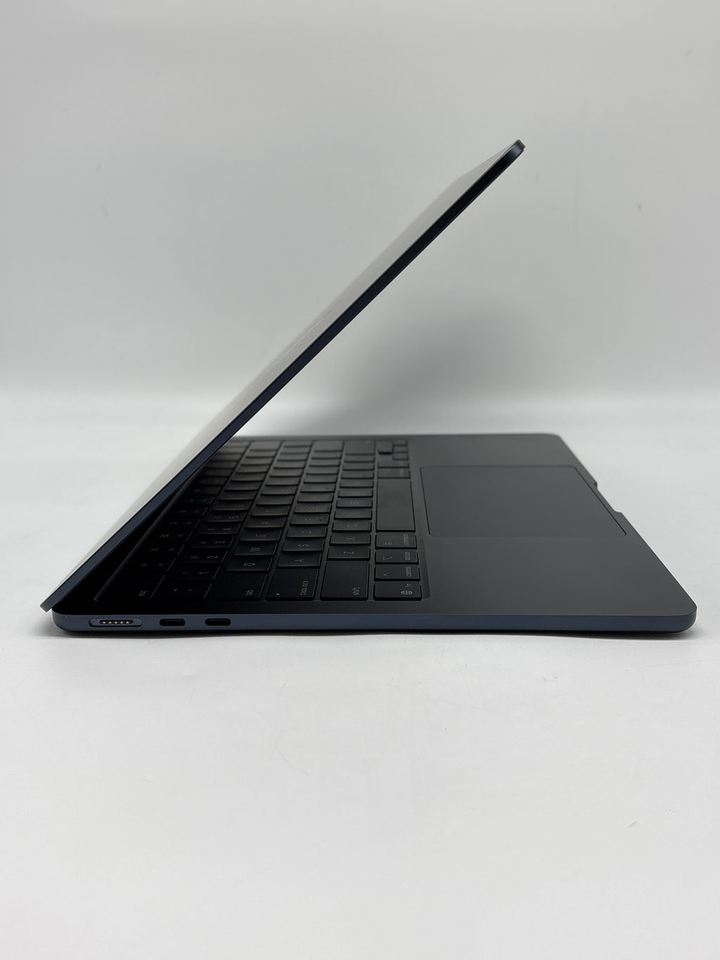 Apple MacBook Air 13" M4 A3240 16GB RAM 256GB SSD - Used with Box