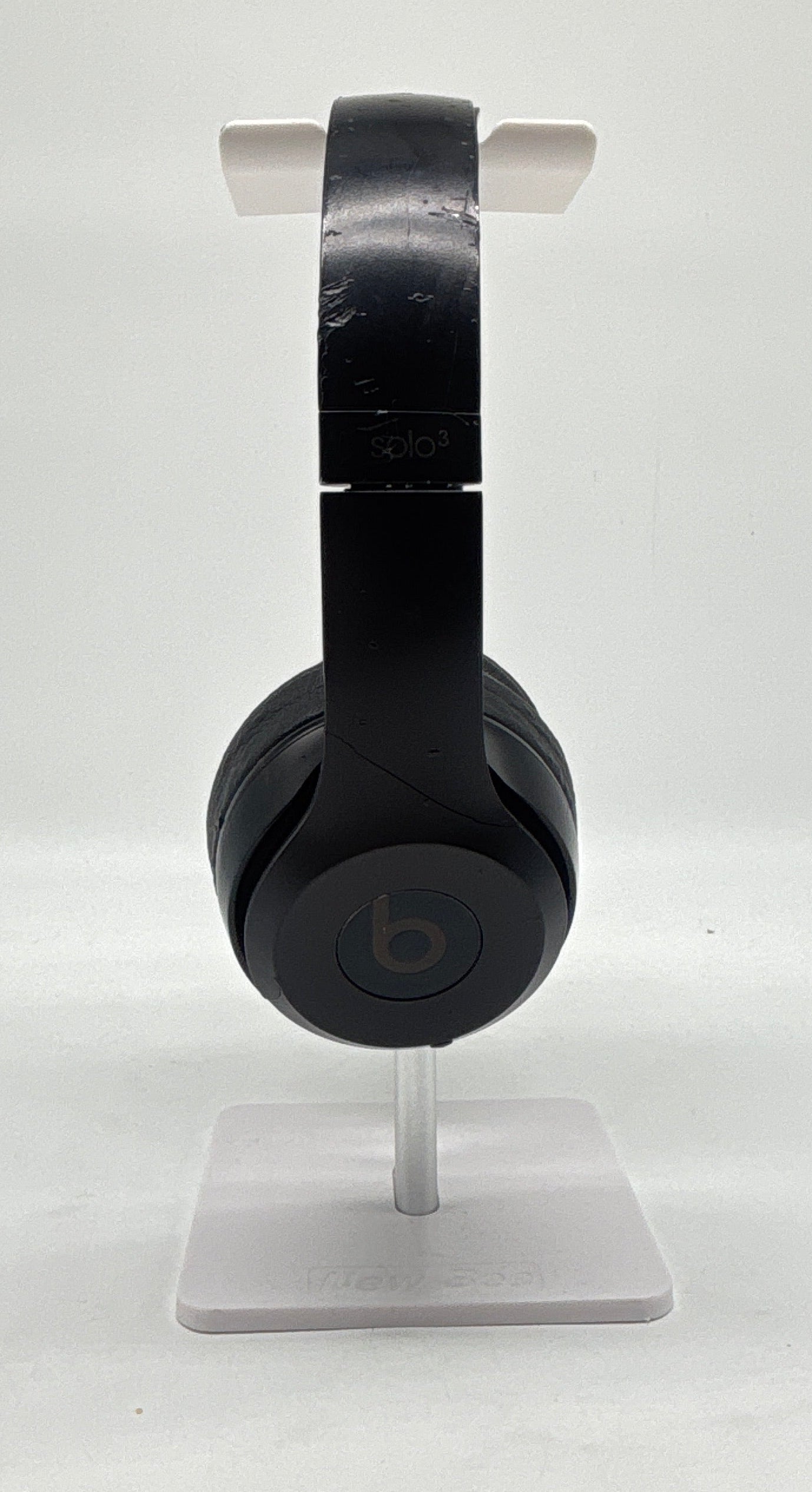 Beats Solo 3 Headphones Black - For Parts(No Power)