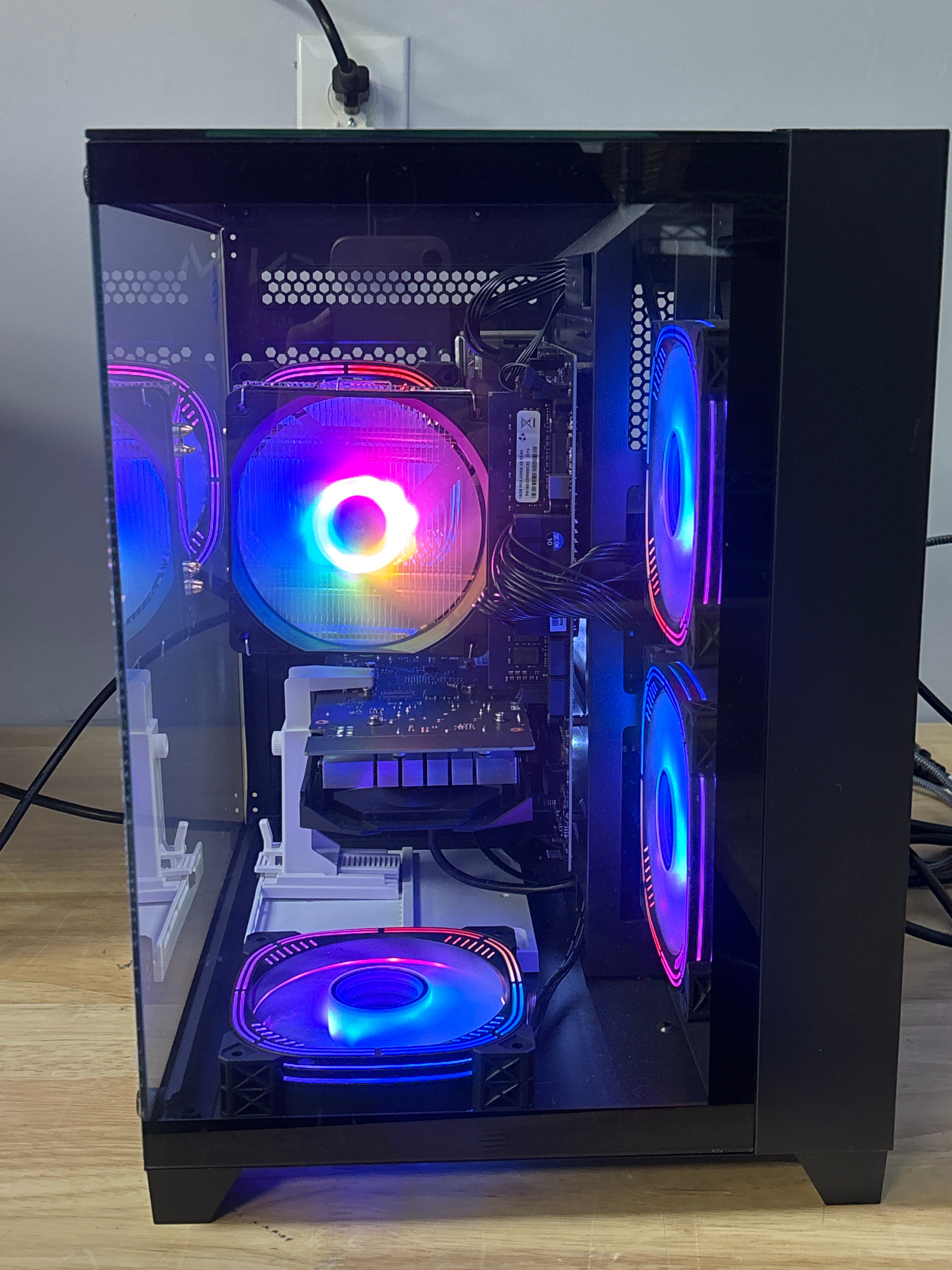 Custom PC Intel Core i5-12400F 16GB RAM 1TB SSD RTX 3050 - Used