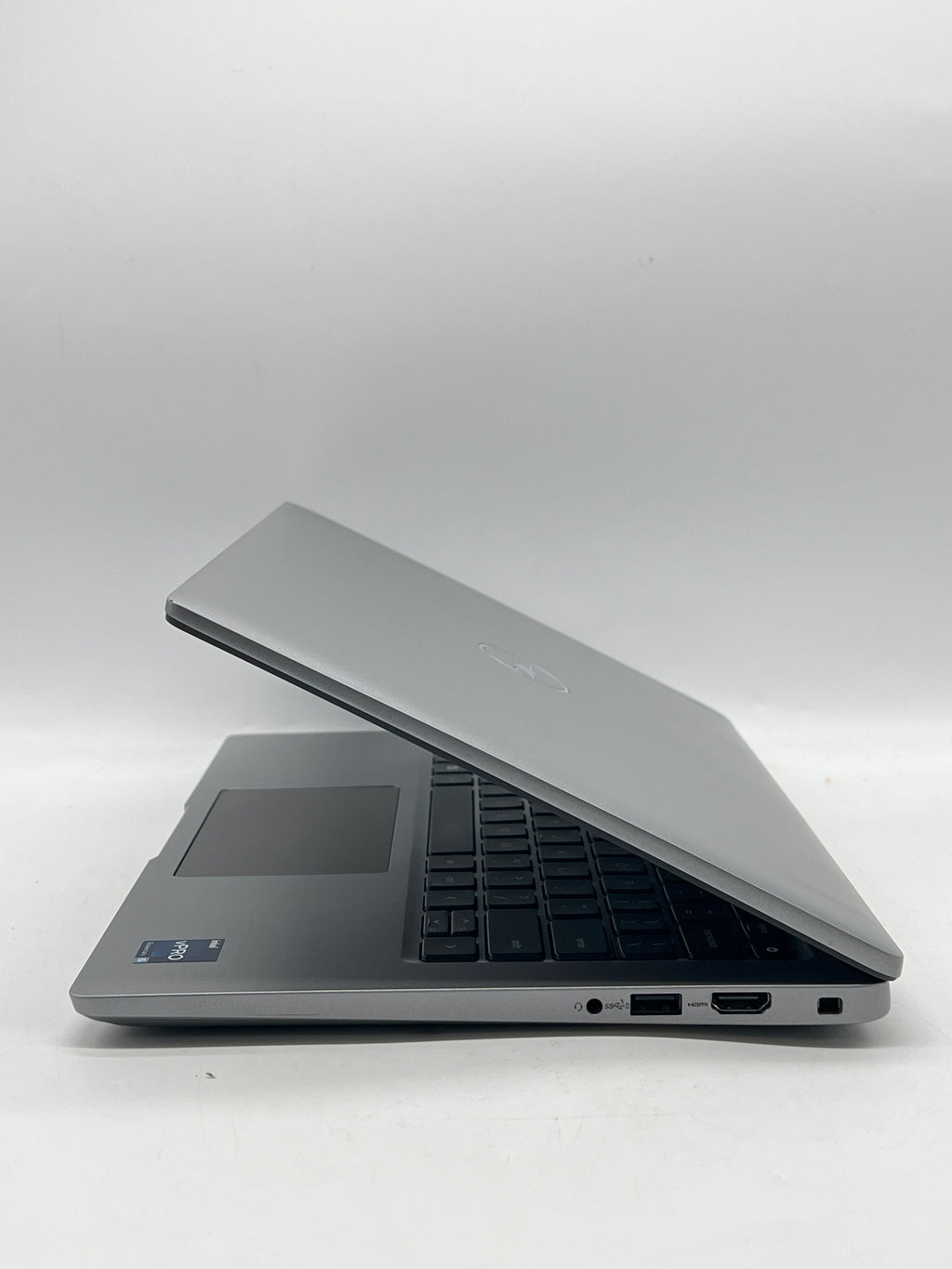 Dell Latitude 5440 13" Core i5-1335U 16GB RAM 256GB SSD Gray - Used