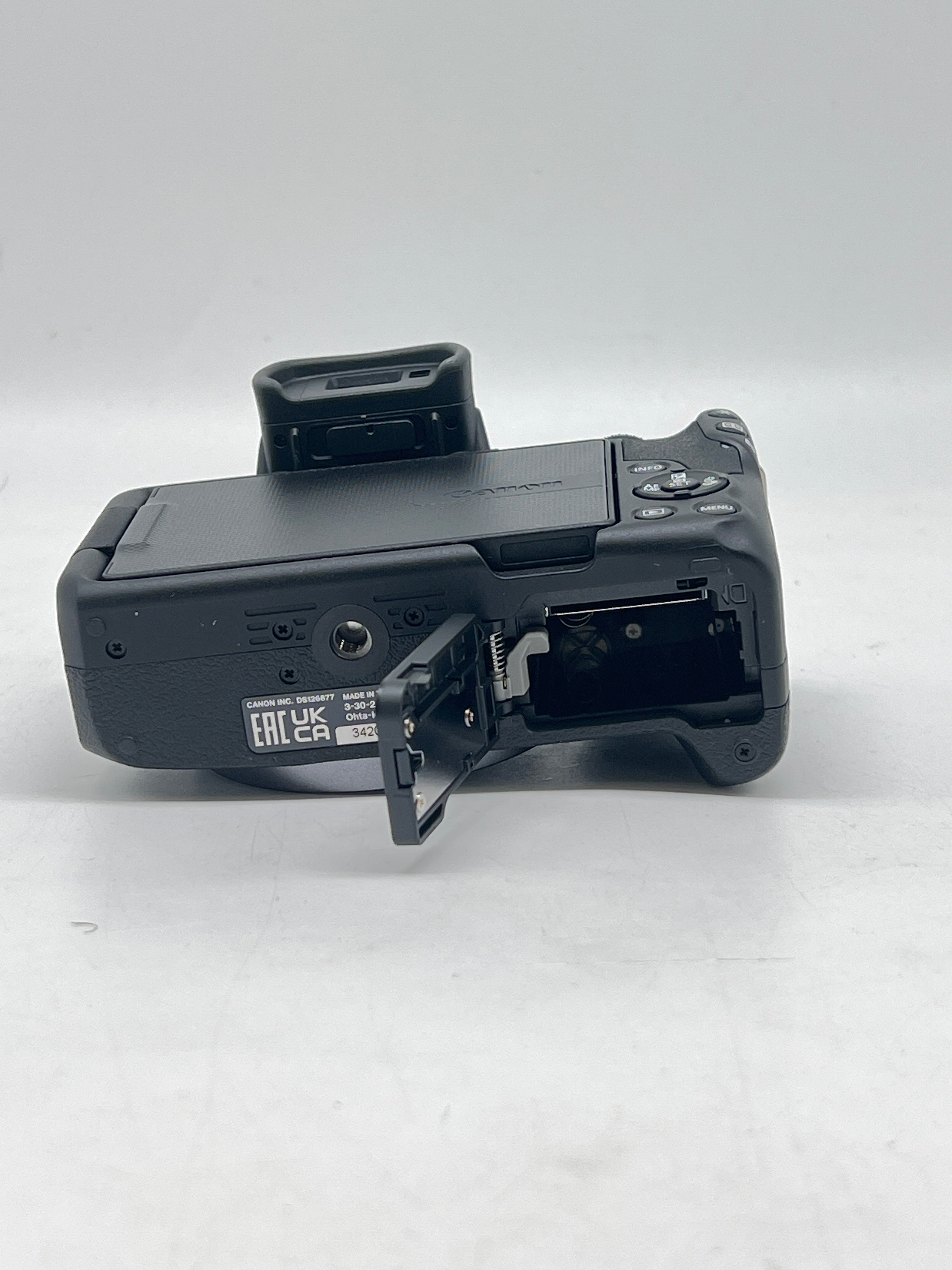 Canon EOS R50 Digital SLR Camera Black with Box and Accessory