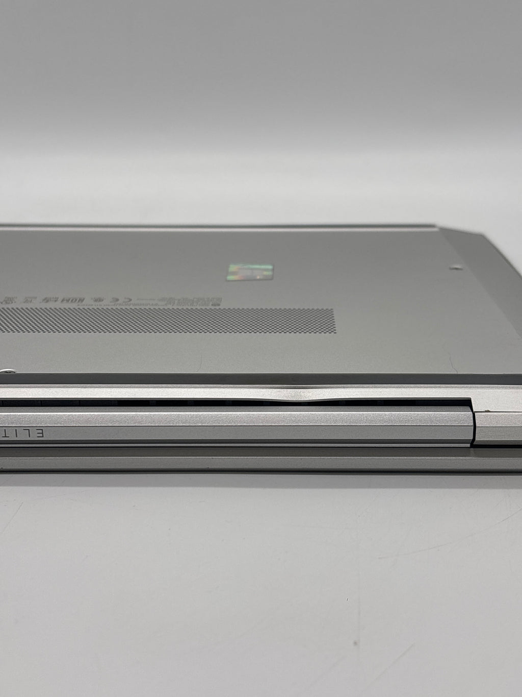 HP EliteBook 845 G8 Ryzen 5 Pro 5650U 16GB RAM 512GB SSD - For Parts (Read DESC)