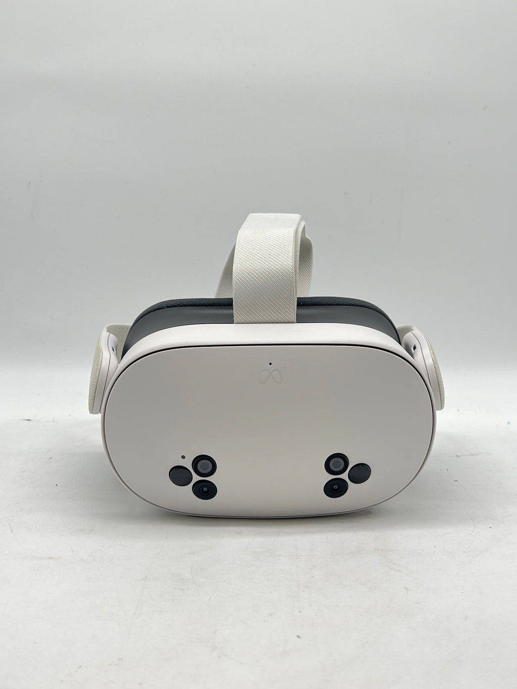 Meta Quest 3S 128GB Standalone All-in-One VR Headset White - Used
