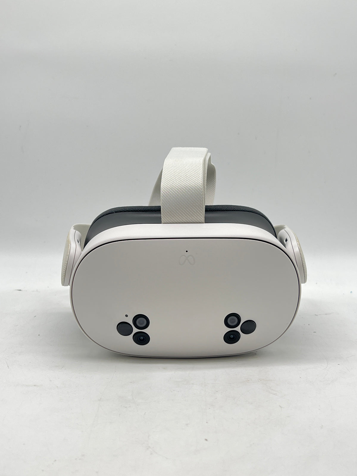 Meta Quest 3S 128GB Standalone All-in-One VR Headset White - Used