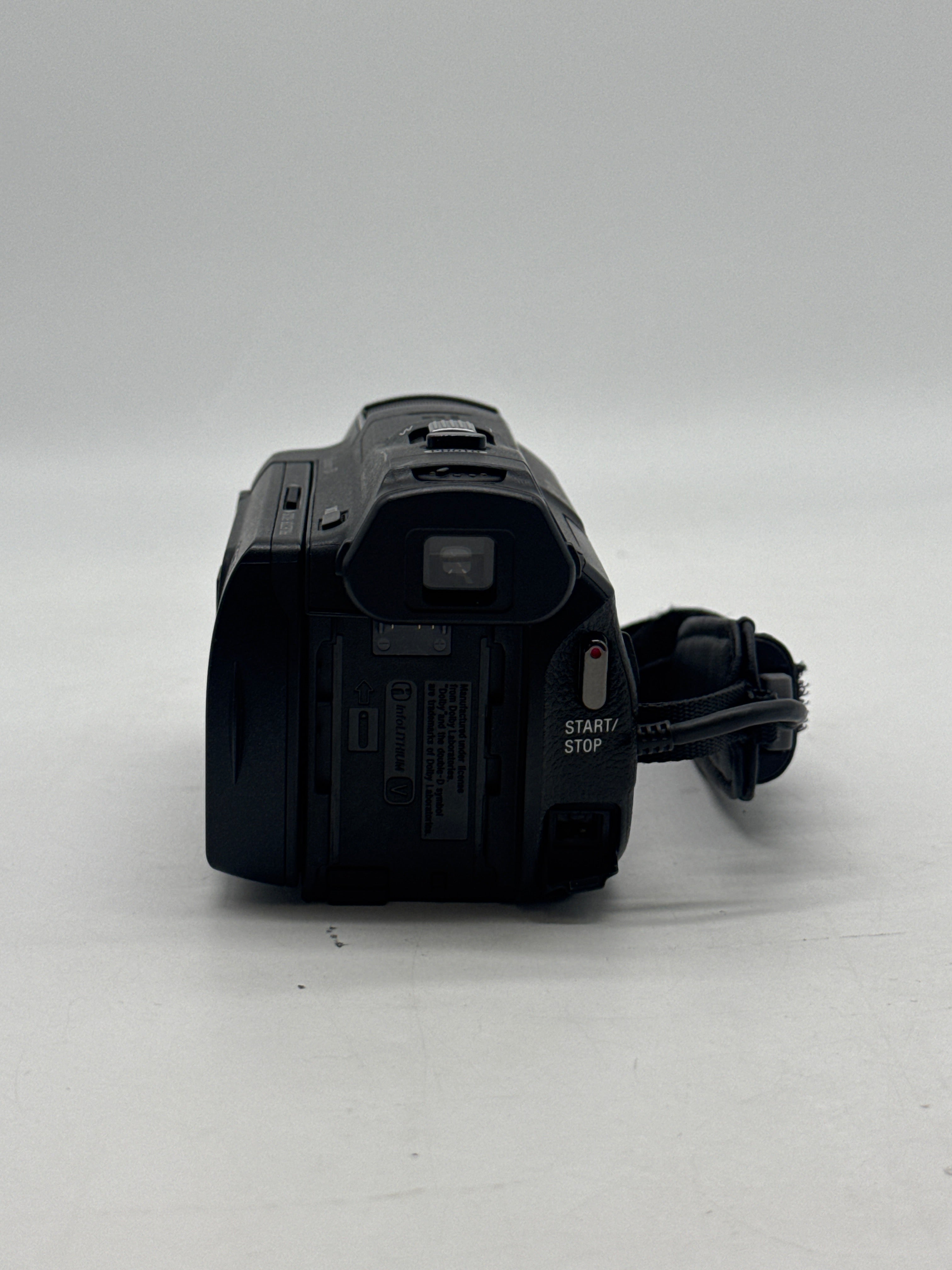 Sony HDR-PJ650V Full HD Camcorder 32GB Wi-Fi GPS Projector W/Cables