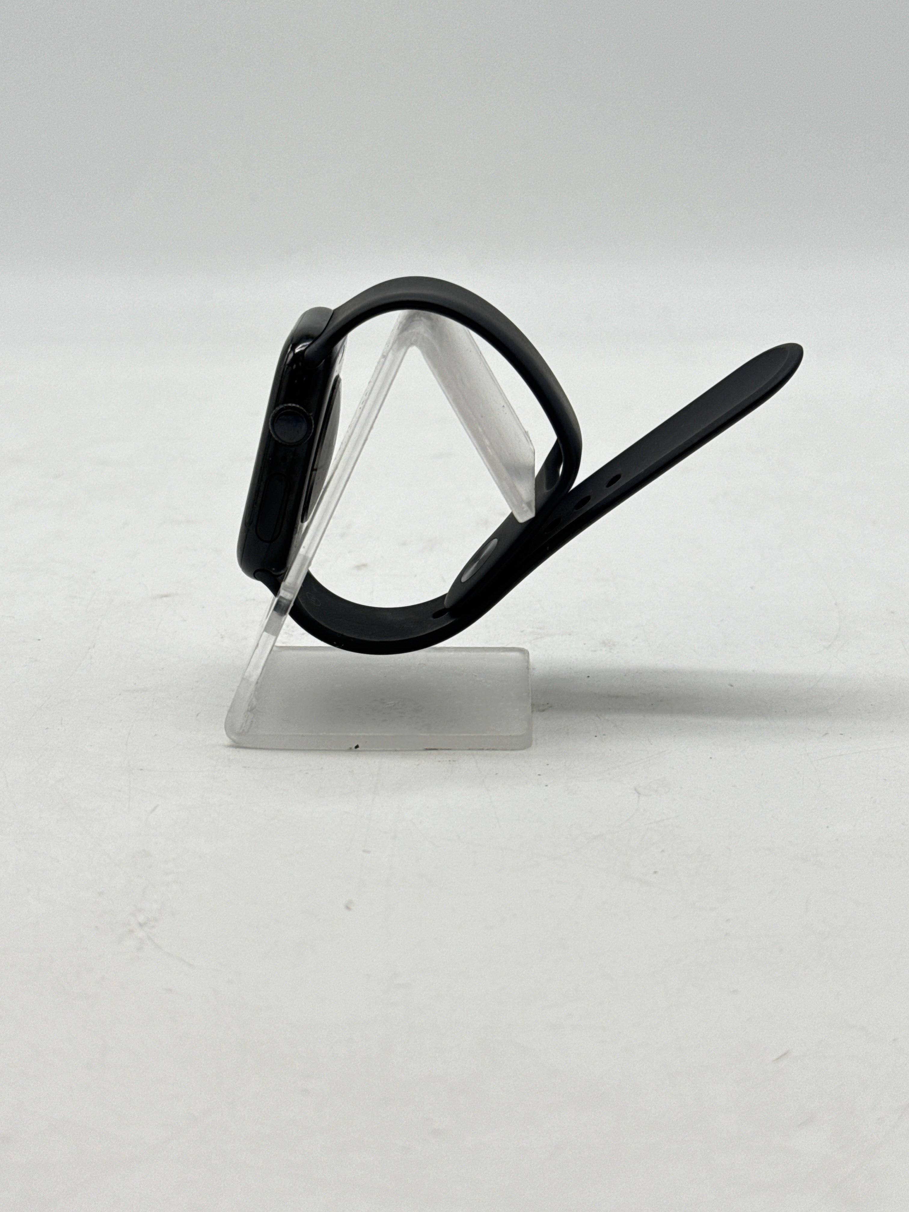 Apple Watch Series 11 A3337 46mm GPS + Cellular - Used