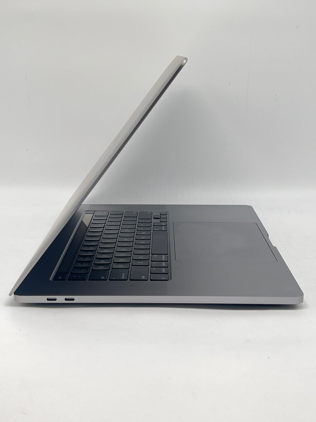 Apple MacBook Pro 16" A2141 Core i7 32GB 512GB SSD - Used