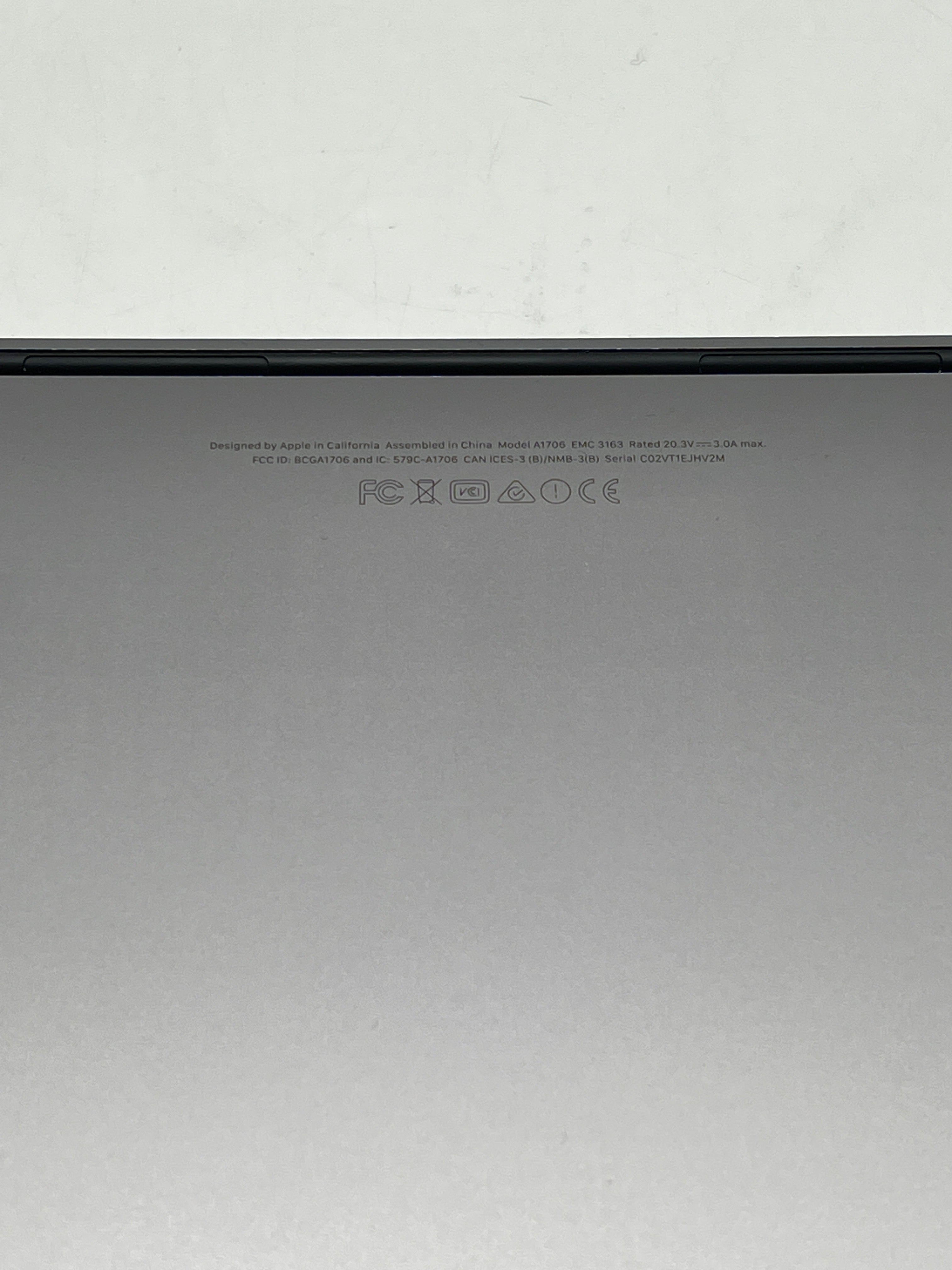 Apple MacBook Pro 13" A1706 Core i5 8GB RAM 512GB SSD - Used