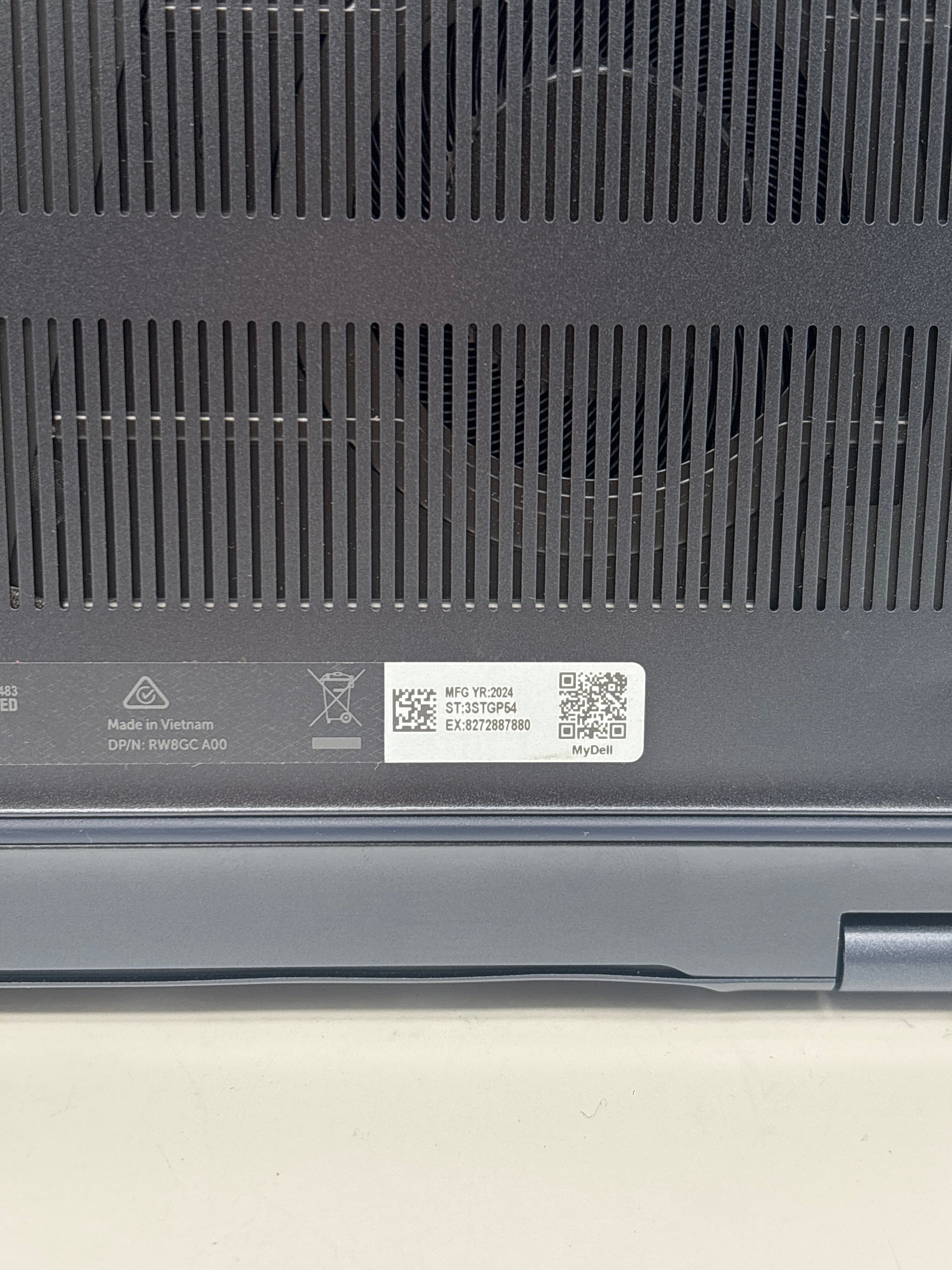 Dell Inspiron 16 7640 2-in-1 Ultra 7 155H 16GB RAM 1TB SSD