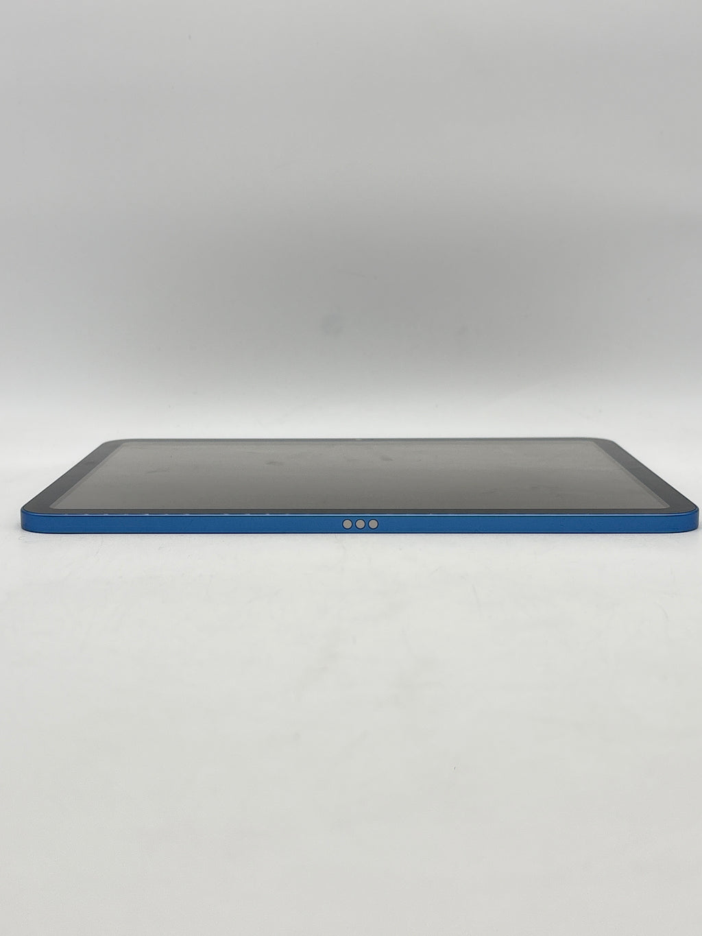 Apple iPad 11th Gen A16 128 GB Blue Wi-Fi - Used (Cycle Count 20)