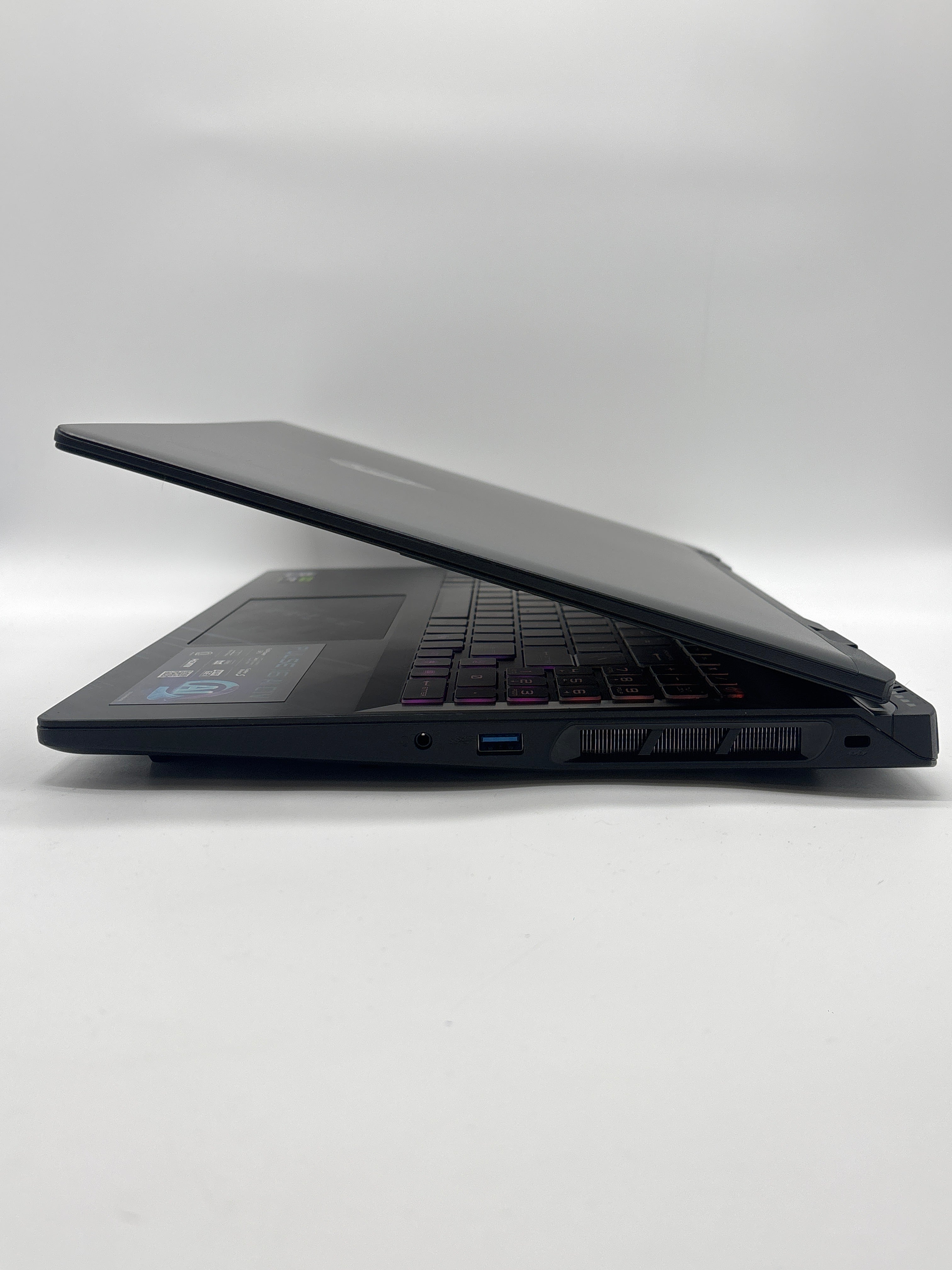MSI Pulse 16 AI C1V Ultra 9 185H 32GB RAM 1TB SSD RTX 4070