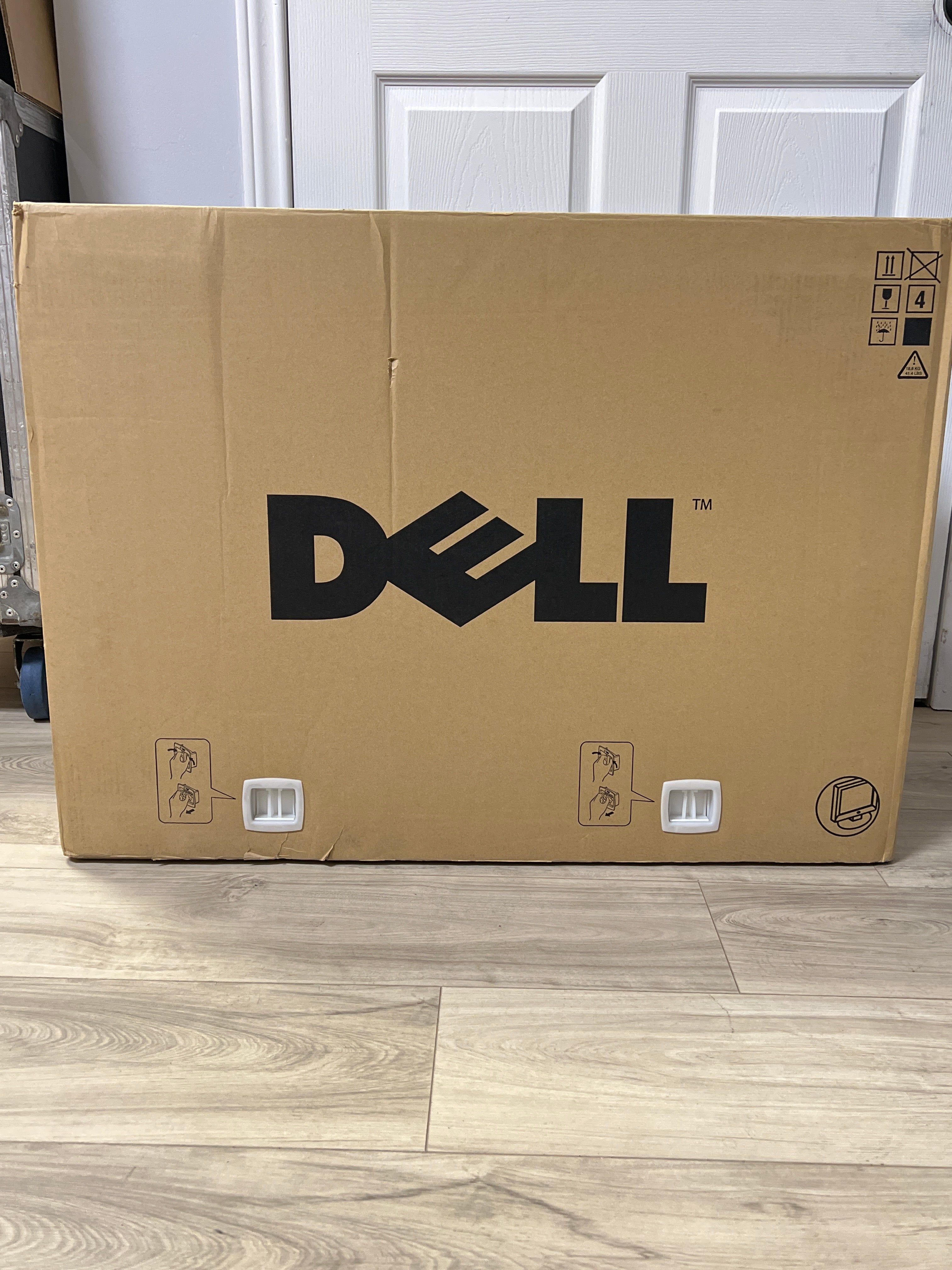Dell Model 3008WFP Ultra Sharp 30" LCD Monitor - New In Box