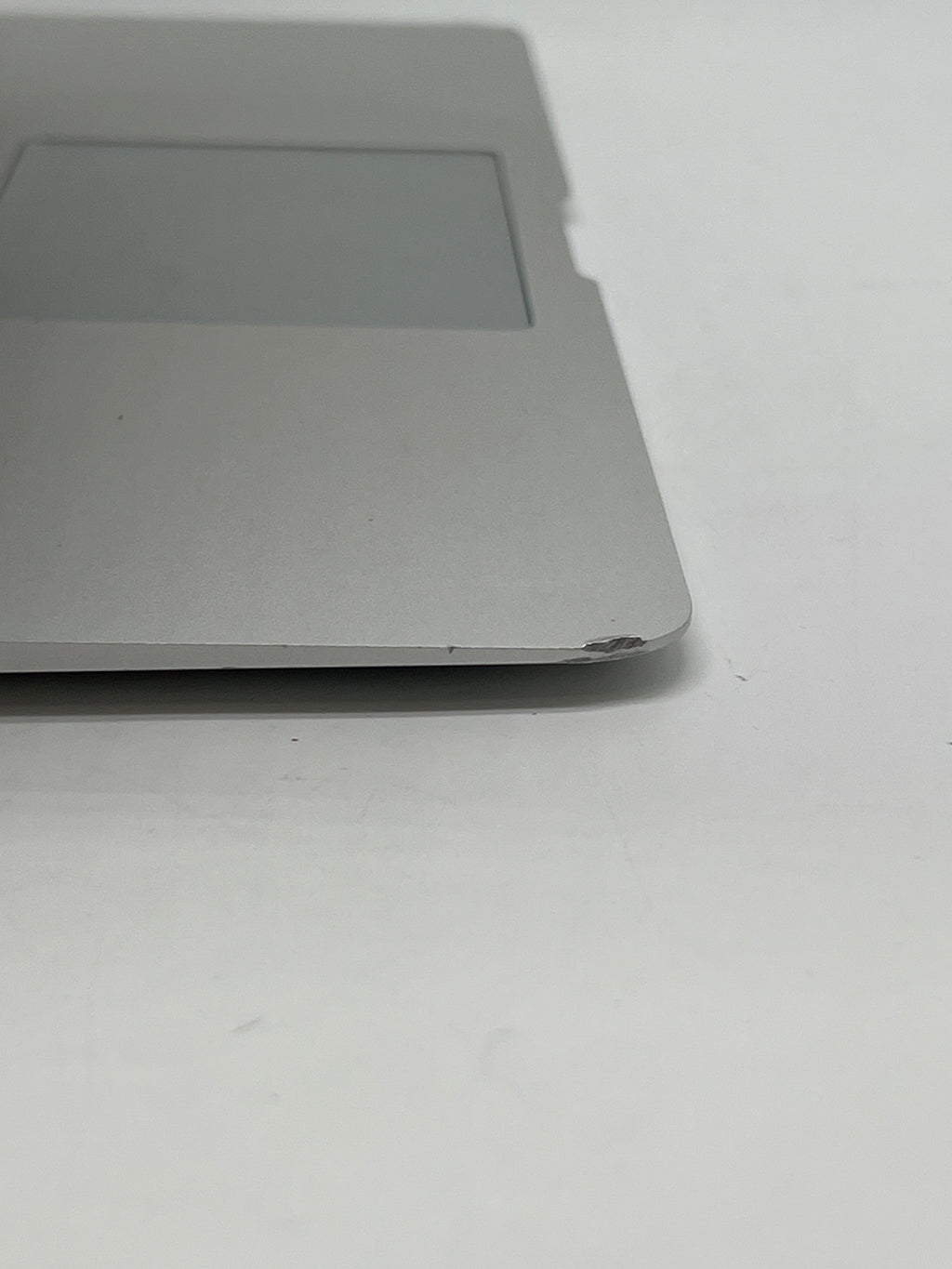 Apple MacBook Air 13" A1466 i5 8GB RAM 128GB SSD - Used