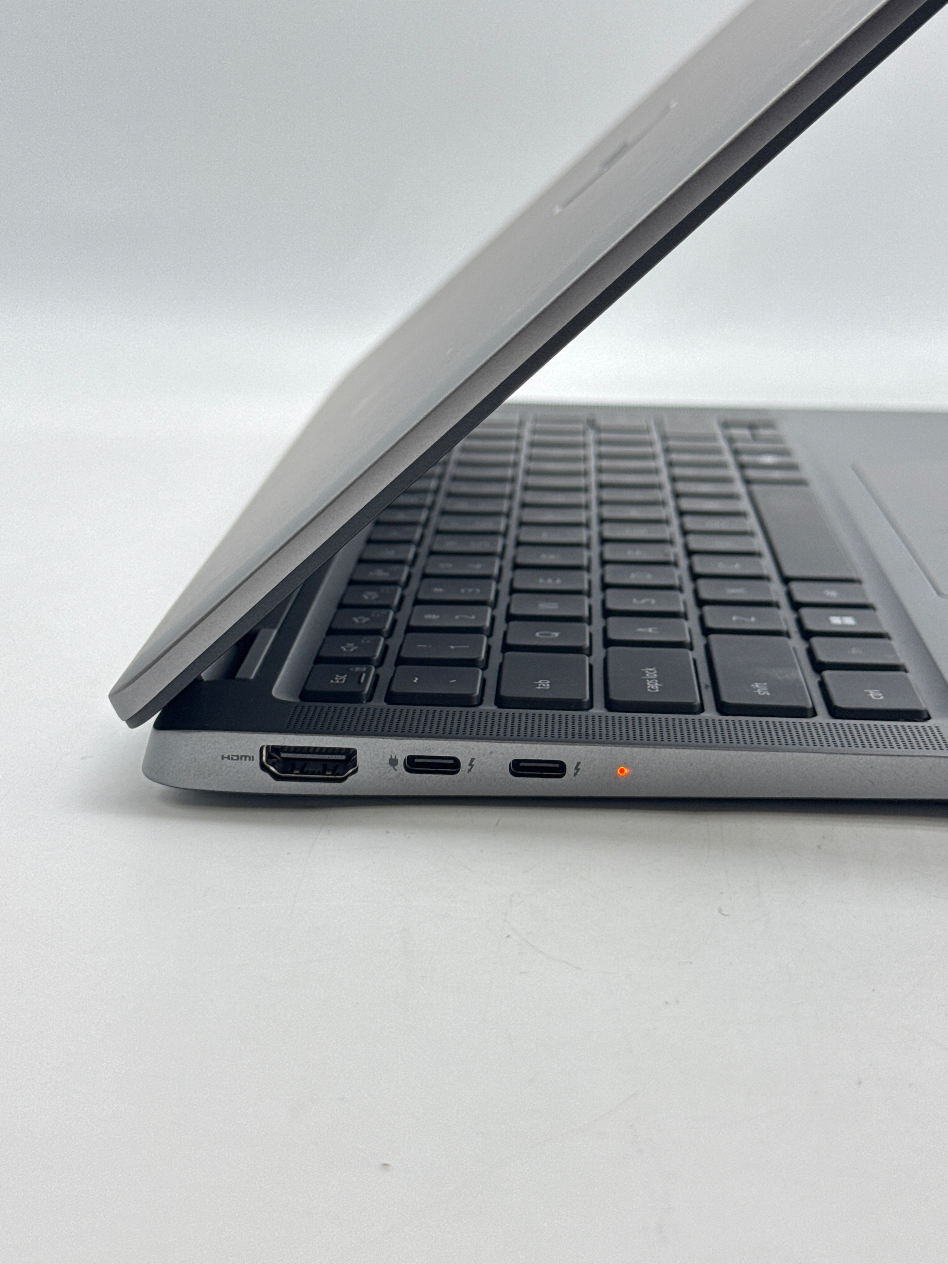 Dell Latitude 7450 14" Intel Ultra 7 155U 16GB 512GB SSD - Used