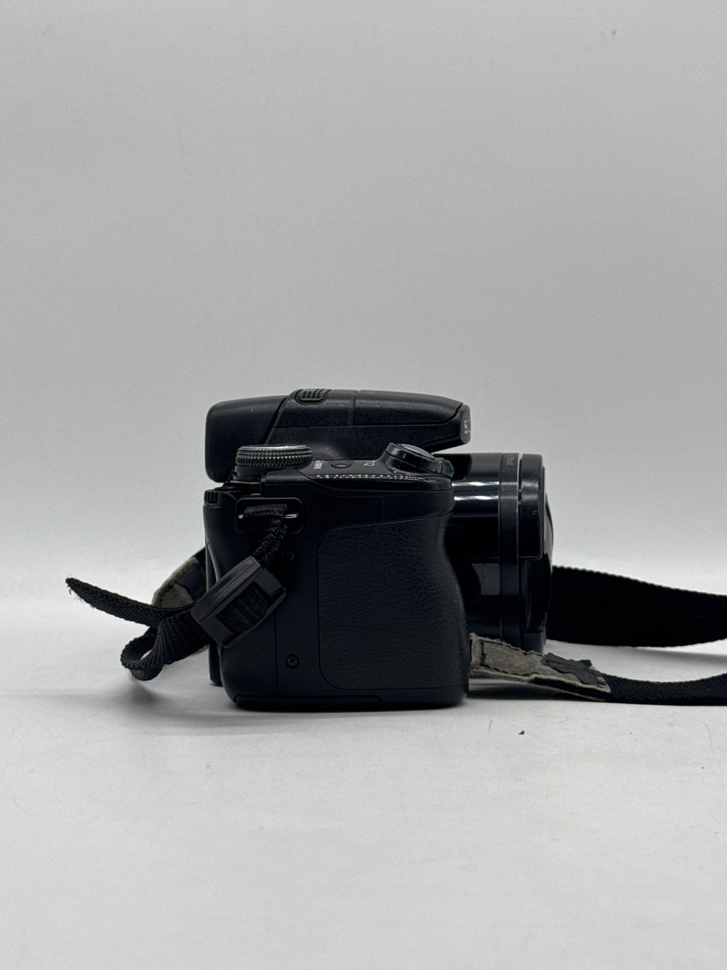Sony Cyber-shot DSC-HX1 9.1MP Point & Shoot Camera Black - Used