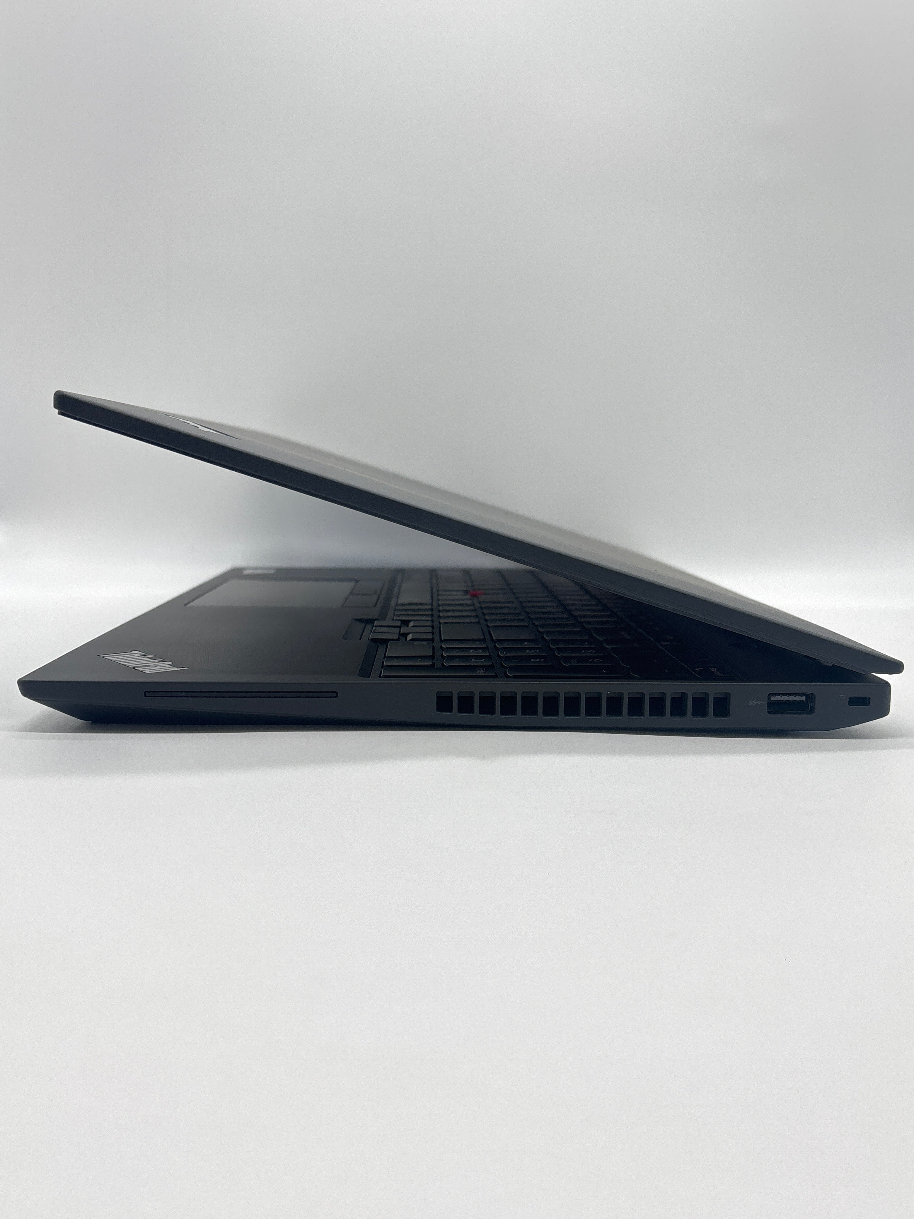 Lenovo ThinkPad P16s Gen 2 Ryzen 7 PRO 7840U 64GB RAM 1TB SSD - Warranty