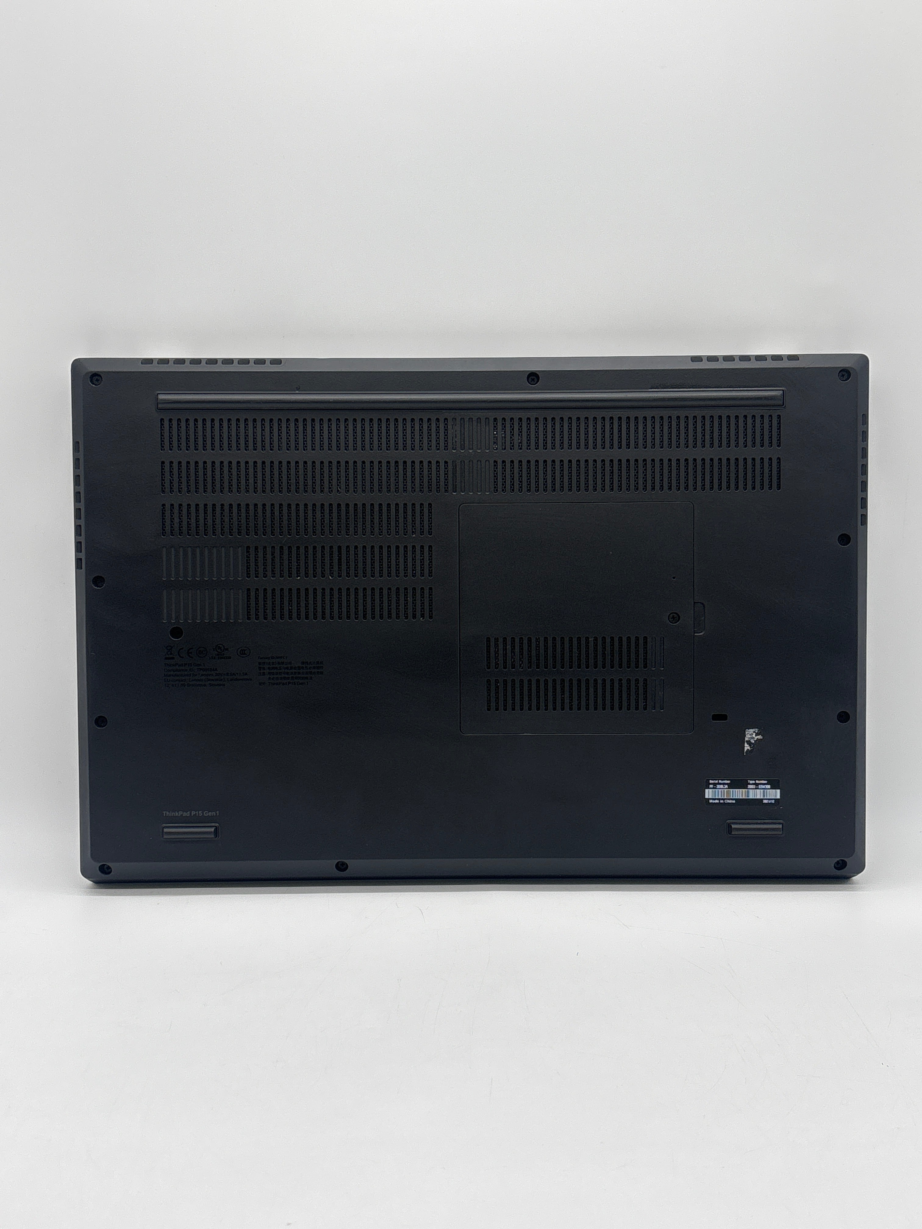 Lenovo ThinkPad P15 Gen 1 i7-10750H 32GB RAM 1TB SSD T1000