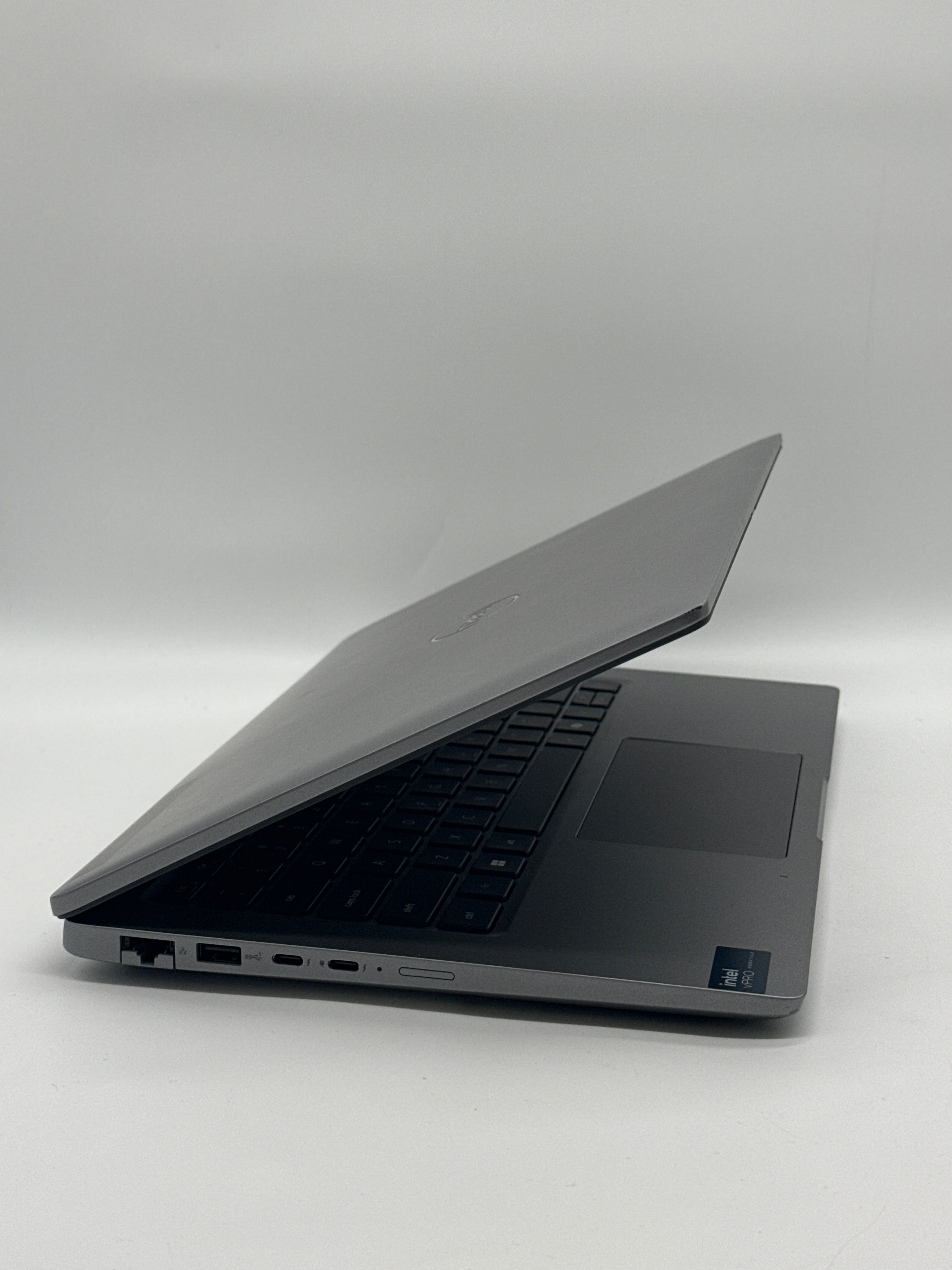 Dell Precision 3490 Ultra 5 125H 32GB RAM 256GB SSD