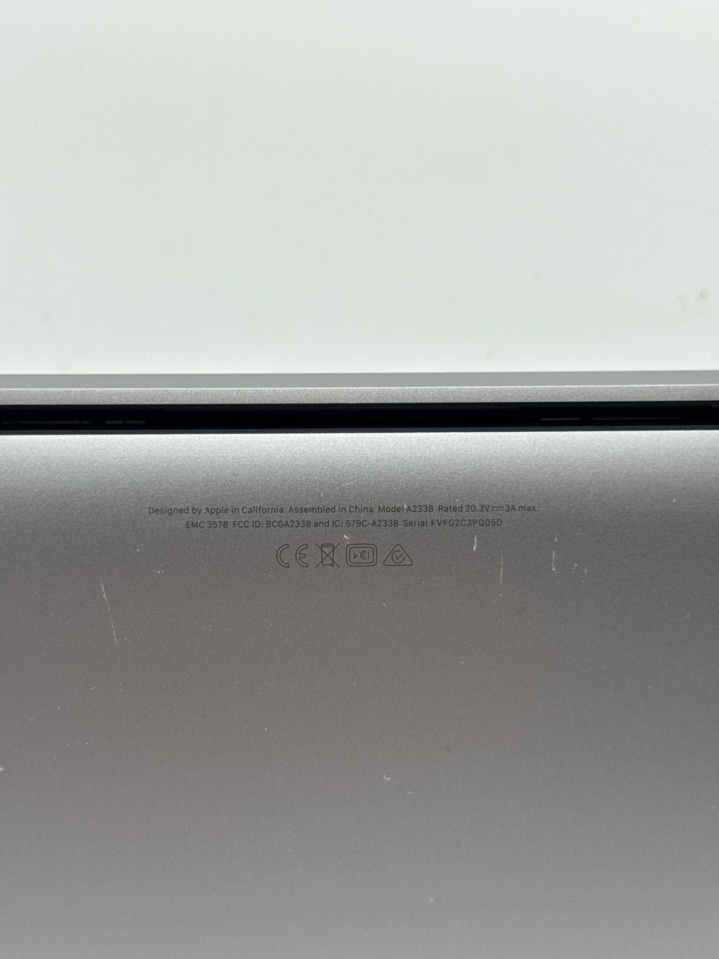 Apple MacBook Pro 13" A2338 M1 8GB RAM 256GB SSD Space Gray - Used