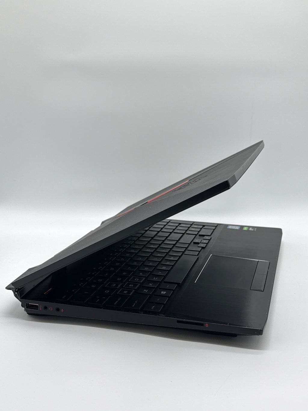 HP Omen 15-DC1054NR i7-9750H 16GB RAM 1TB HDD GTX 1660 Ti - For Parts (READ)