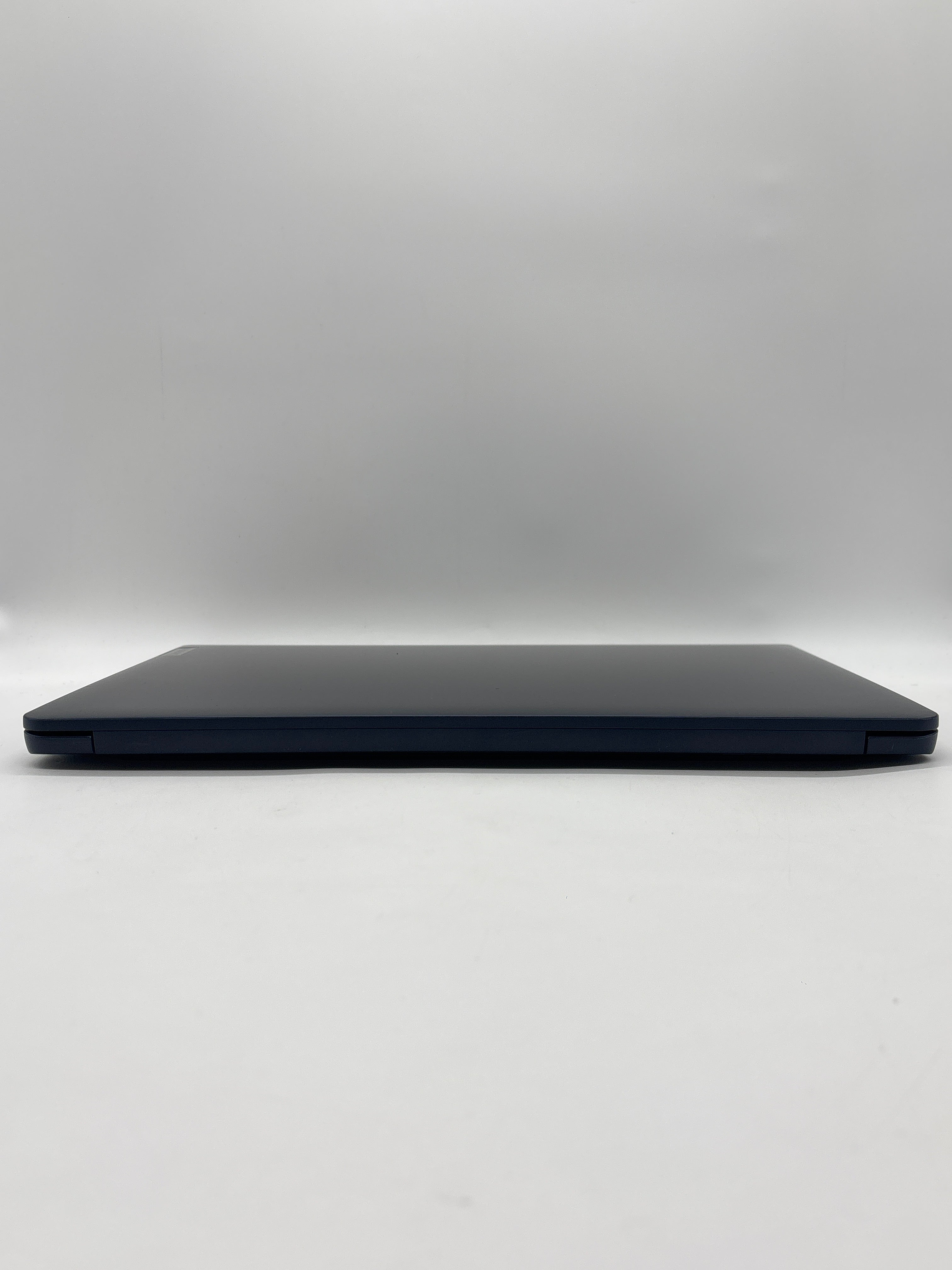 Lenovo Ideapad 1 15AMN7 Ryzen 5 7520U 8GB RAM 256GB SSD