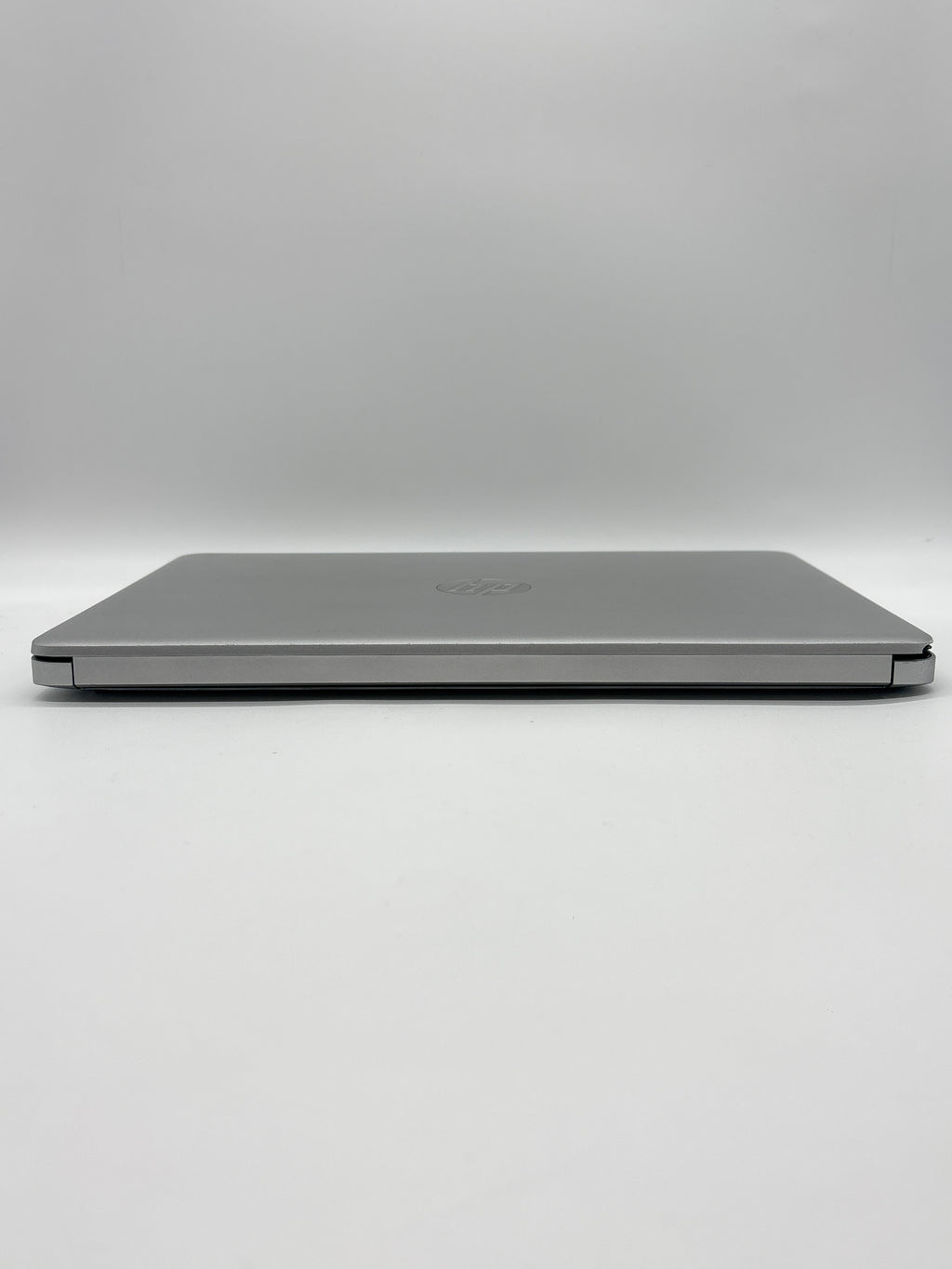 HP 14-dk0002dx 4GB RAM 128GB SSD - For Parts (Chipped Corner)