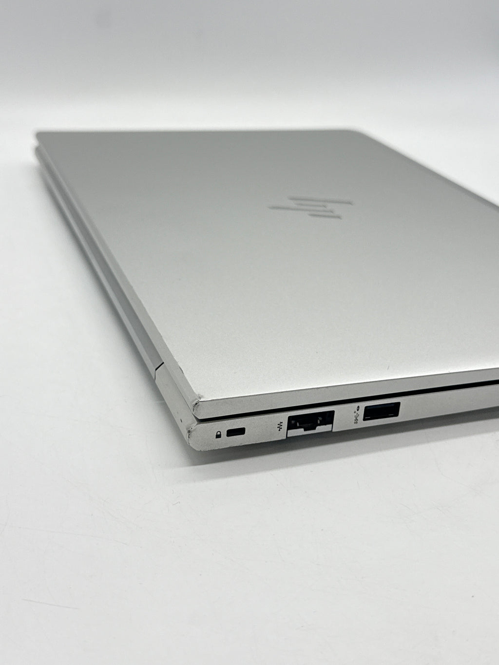 HP EliteBook 640 G9 14 in i5-12th Gen 16GB RAM 256GB SSD Gray Used