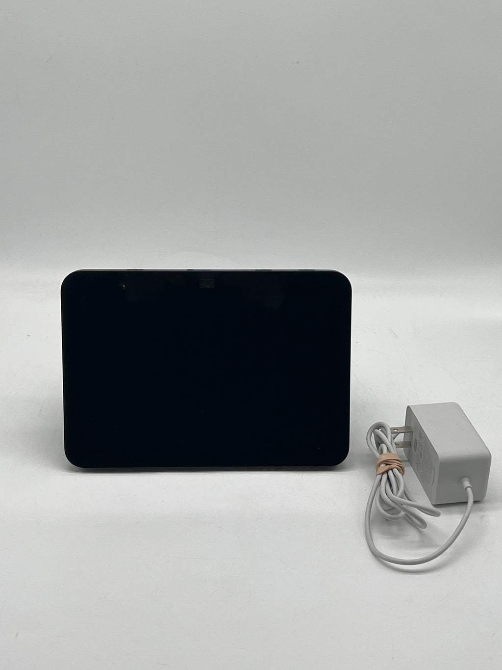 Amazon Echo Show 8 3rd Gen 8" HD Smart Display with Alexa - Used