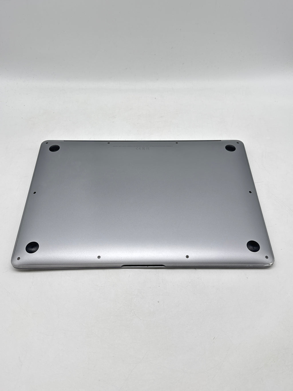 Apple MacBook Air 13" A2179 i7 16GB RAM 512GB SSD - Missing Arrow Key