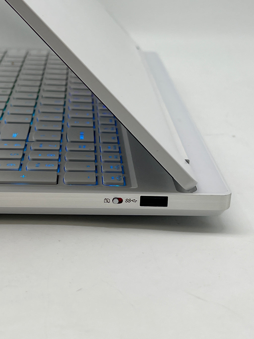 Lenovo Legion 7 16IRX9 i9-14900HX 32GB RAM 1TB SSD RTX 4070 S- Used