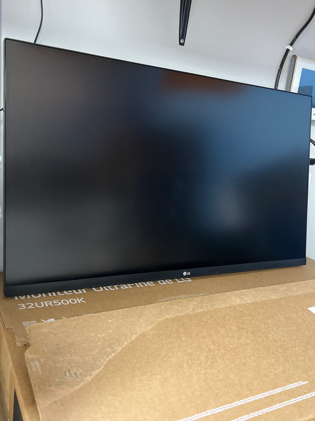 LG 32UR500K 32" 4K Ultra HD Monitor - New Open Box