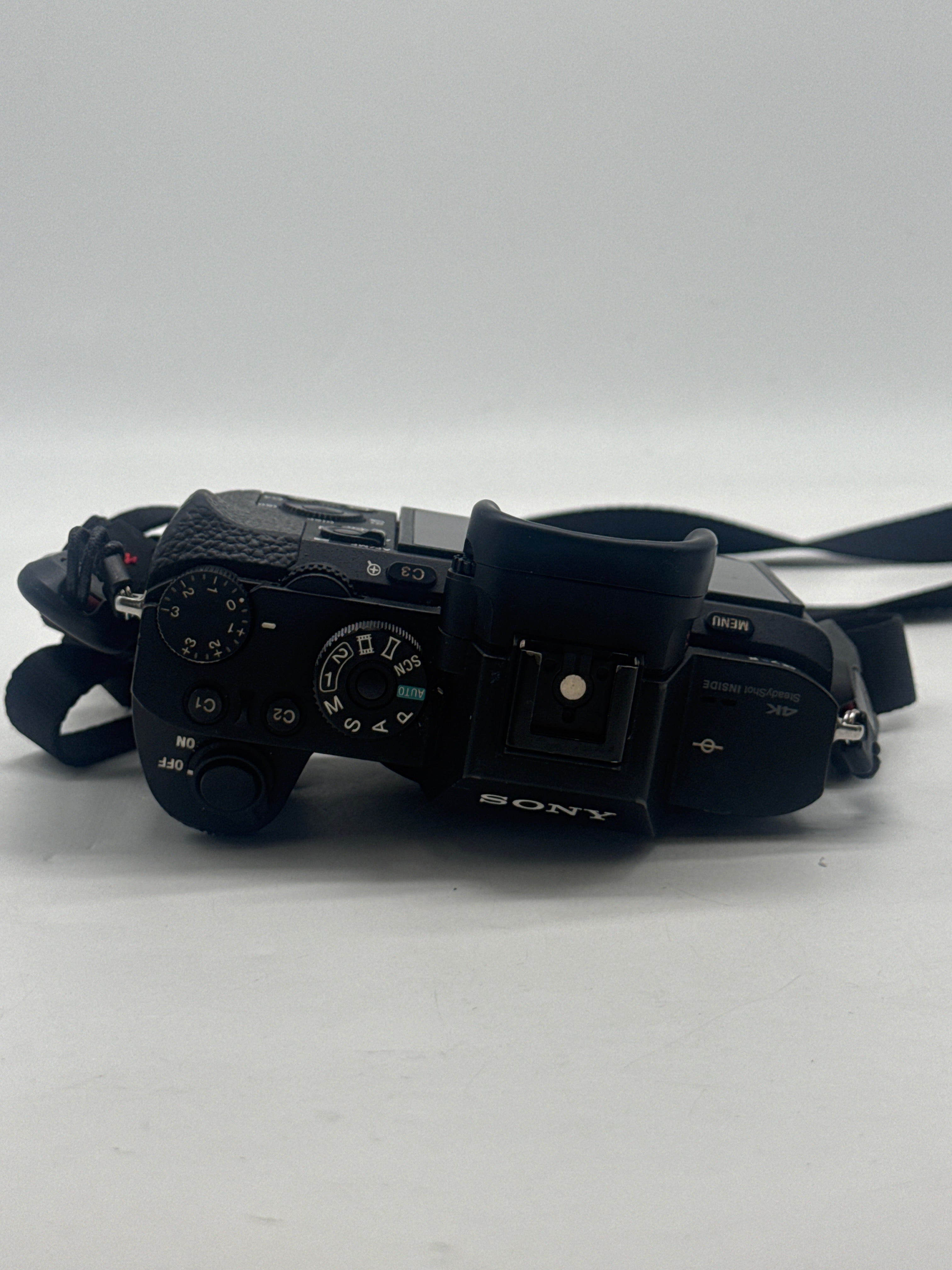 Sony Alpha a7S II ILCE-7SM2 12.2MP Camera shutter count 5100