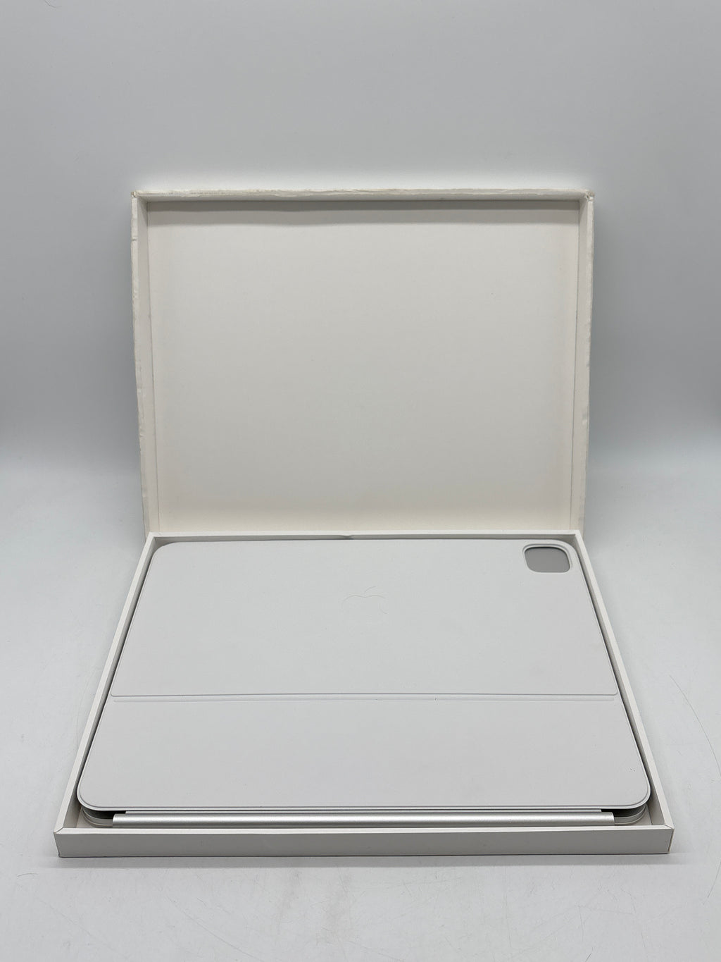 Apple Magic Keyboard A2974 White - Used With Box