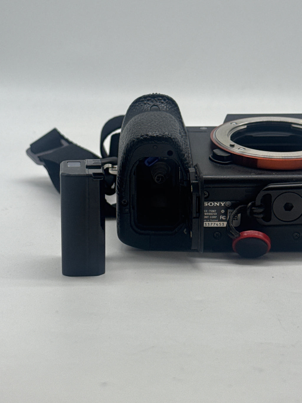 Sony Alpha a7S II ILCE-7SM2 12.2MP Camera shutter count 5100