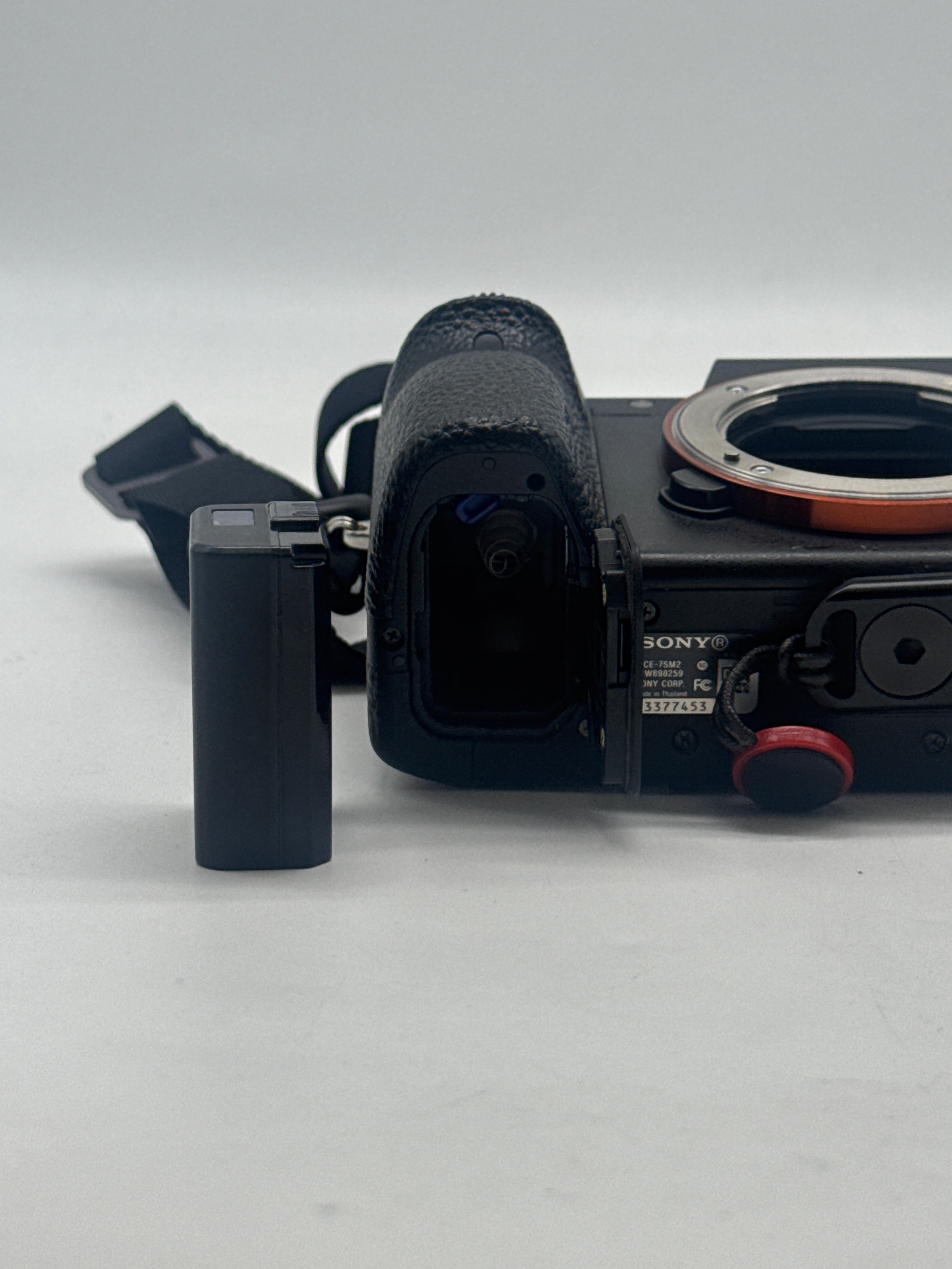 Sony Alpha a7S II ILCE-7SM2 12.2MP Camera shutter count 5100