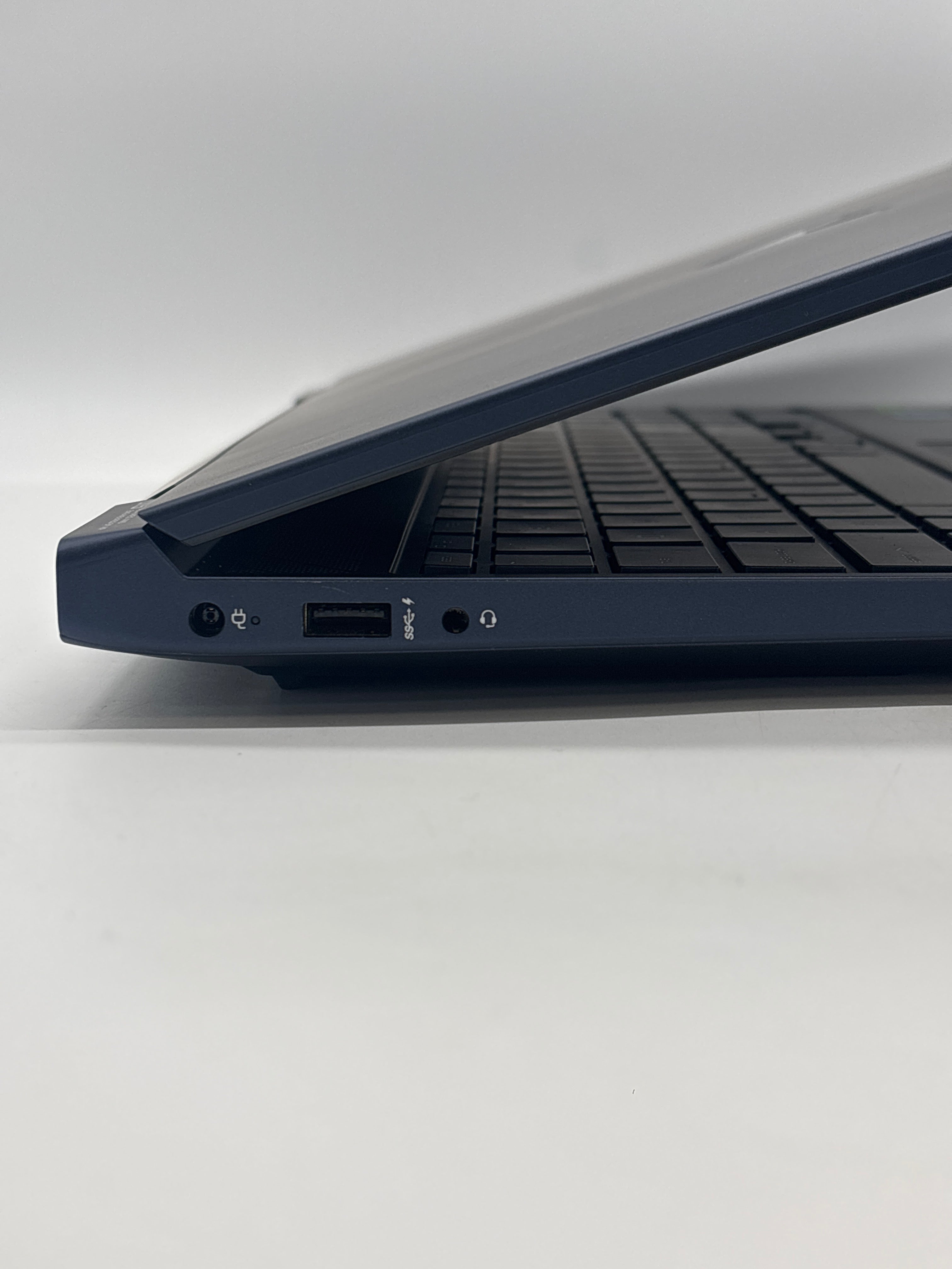 HP Victus 15-fa0033dx 15.6" i5 12th Gen 8GB RAM 512GB RTX 3050 Blue