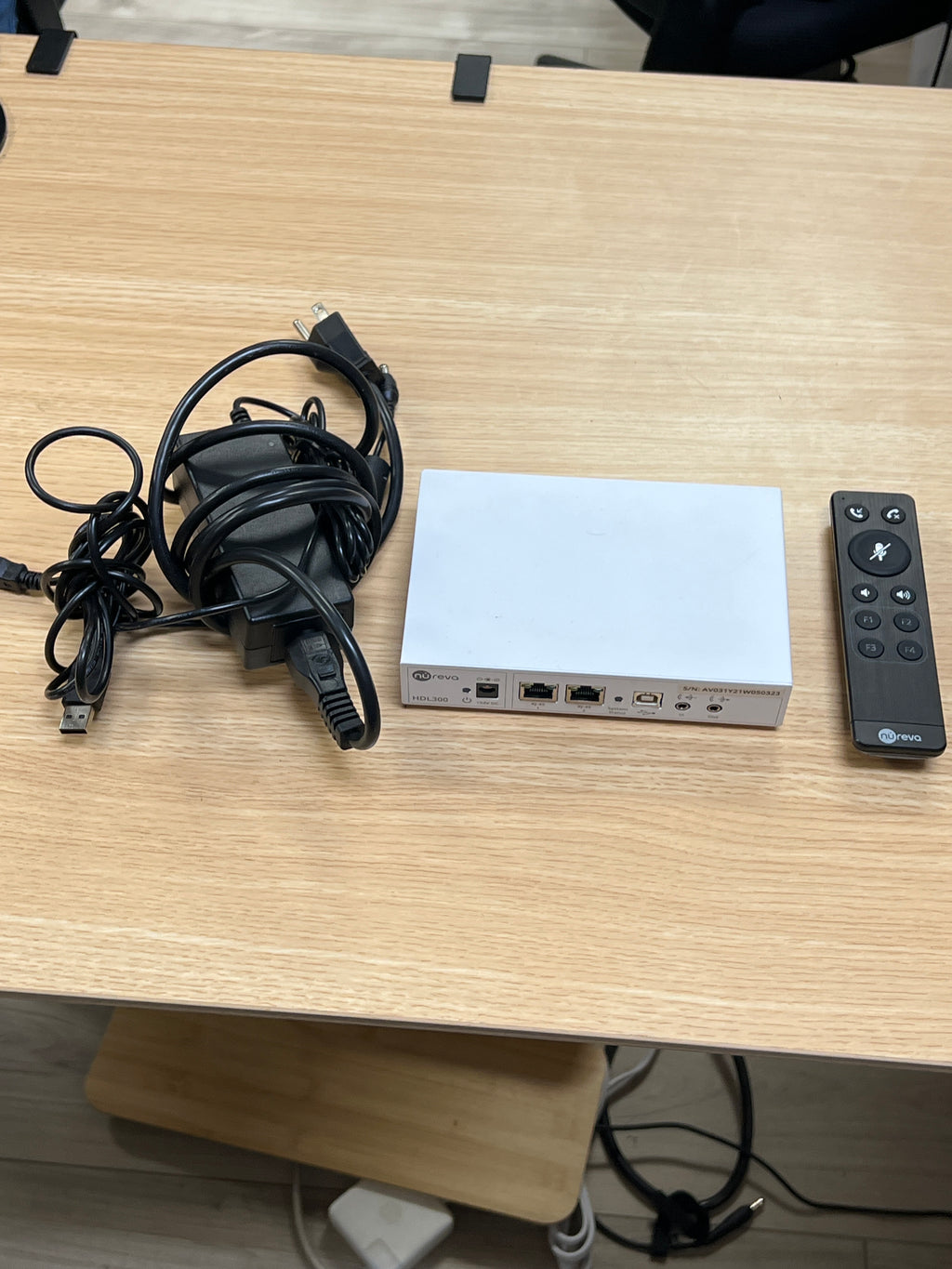 Nureva HDL300-W Integrated Audio Conferencing System with HDL300 - Used