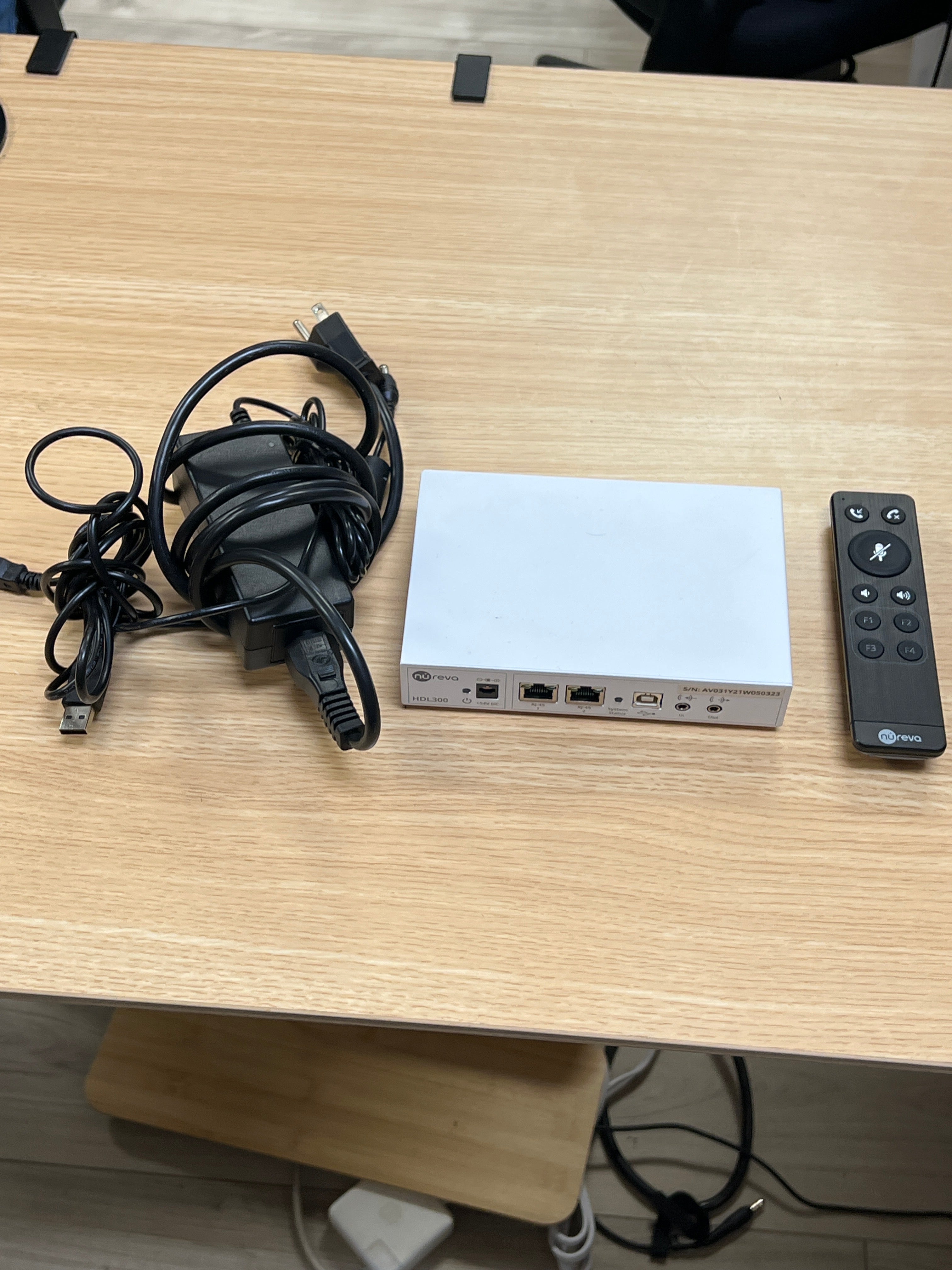 Nureva HDL300-W Integrated Audio Conferencing System with HDL300 - Used