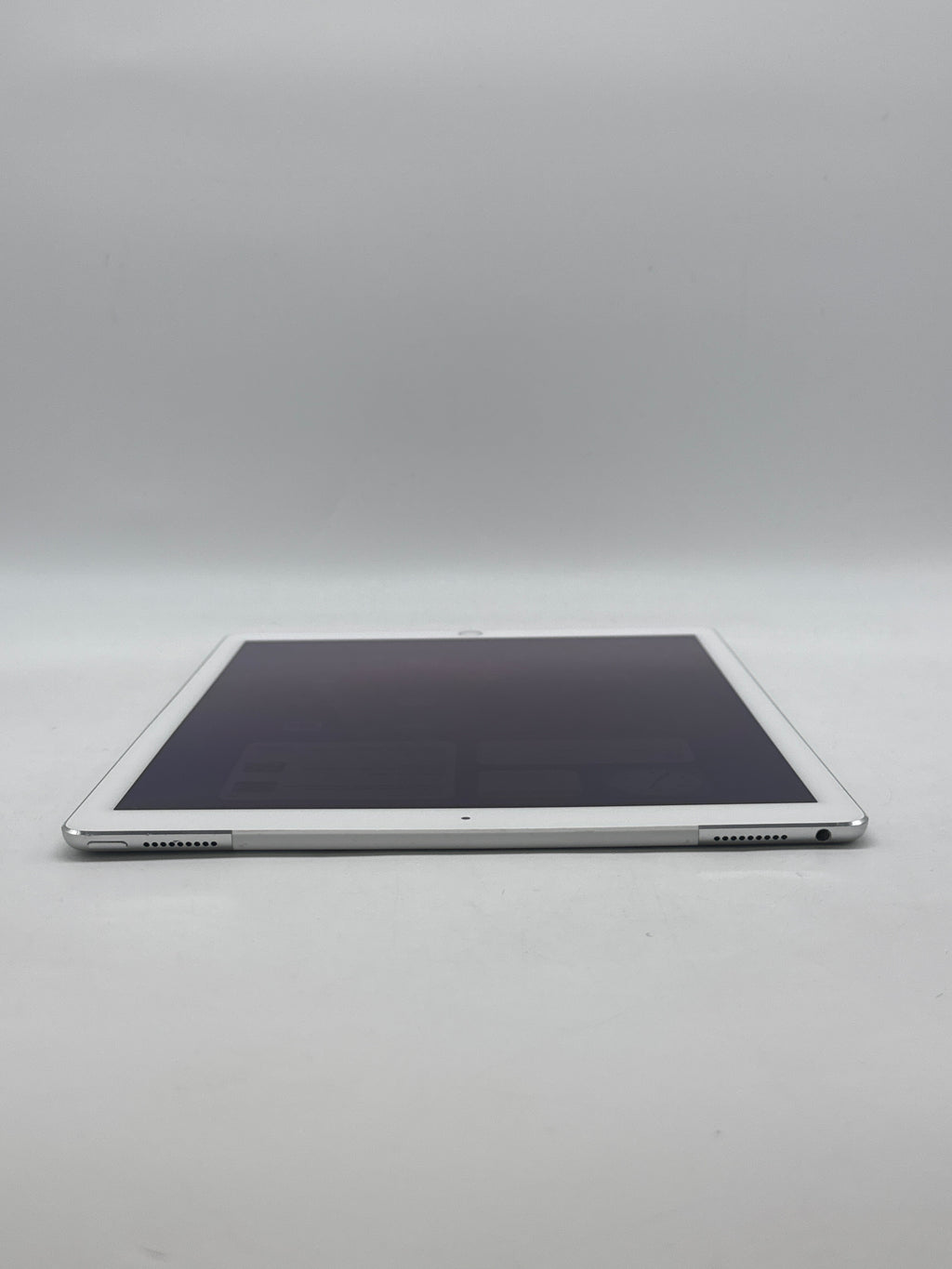 Apple iPad Pro 12.9" 1st Gen A9X 4GB RAM 128GB Wi-Fi Cellular Unlocked - Used